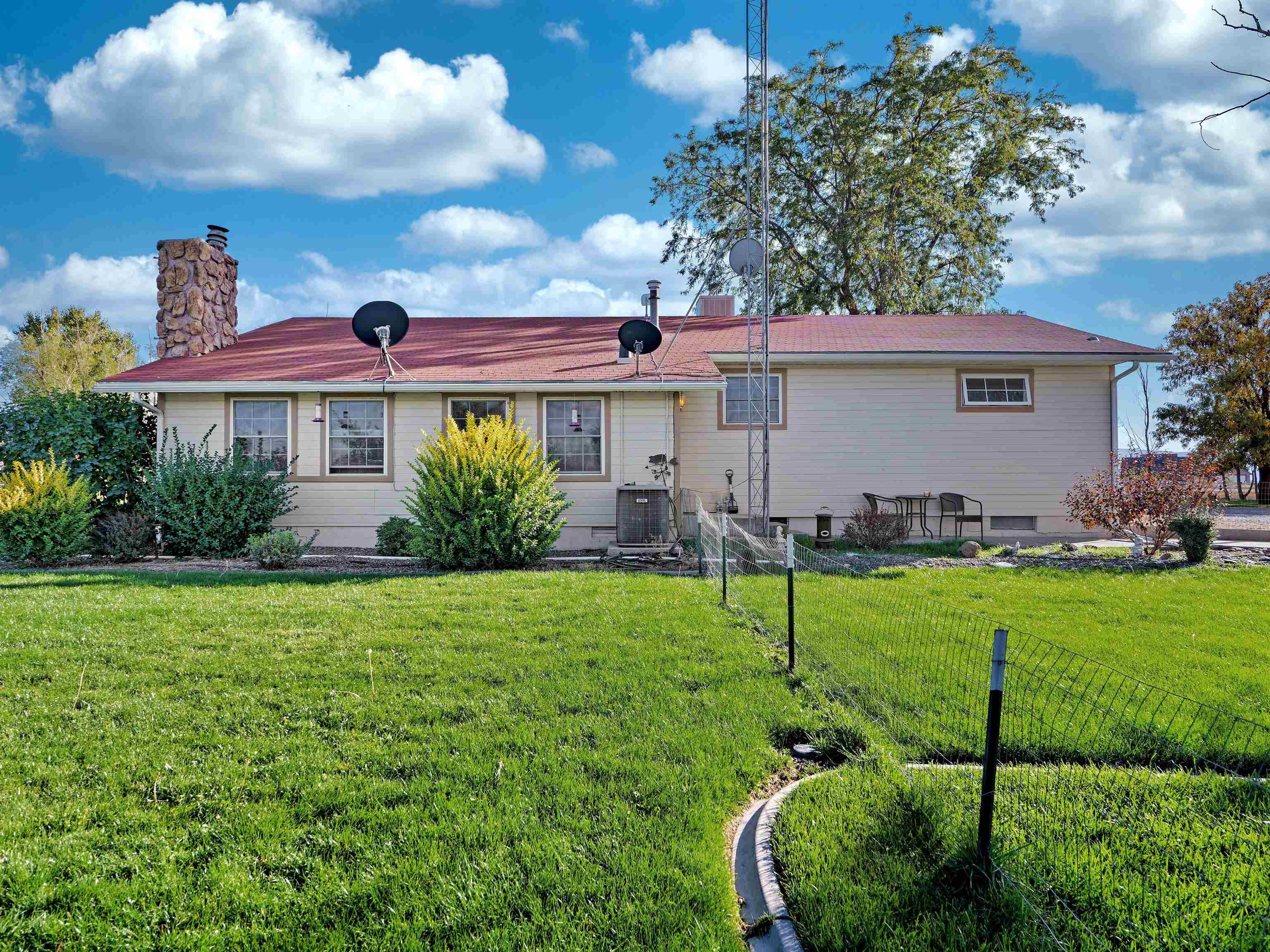 1551 17 Road