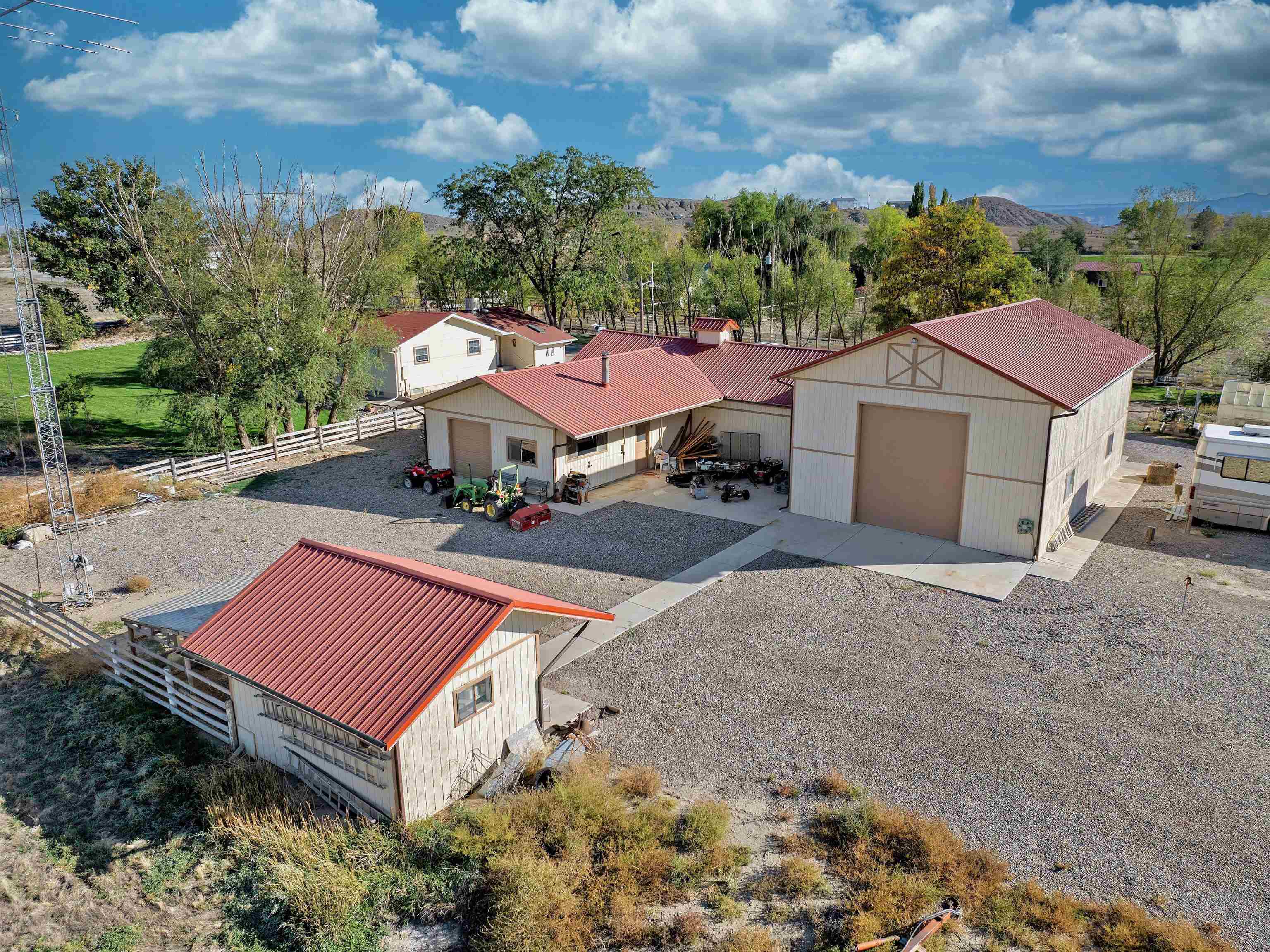 1551 17 Road