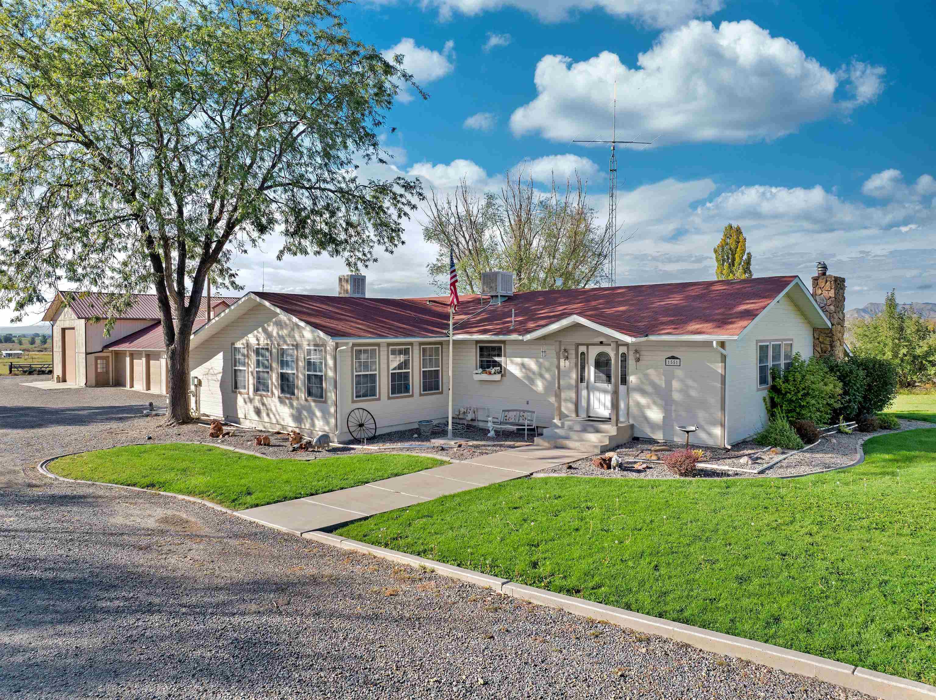1551 17 Road