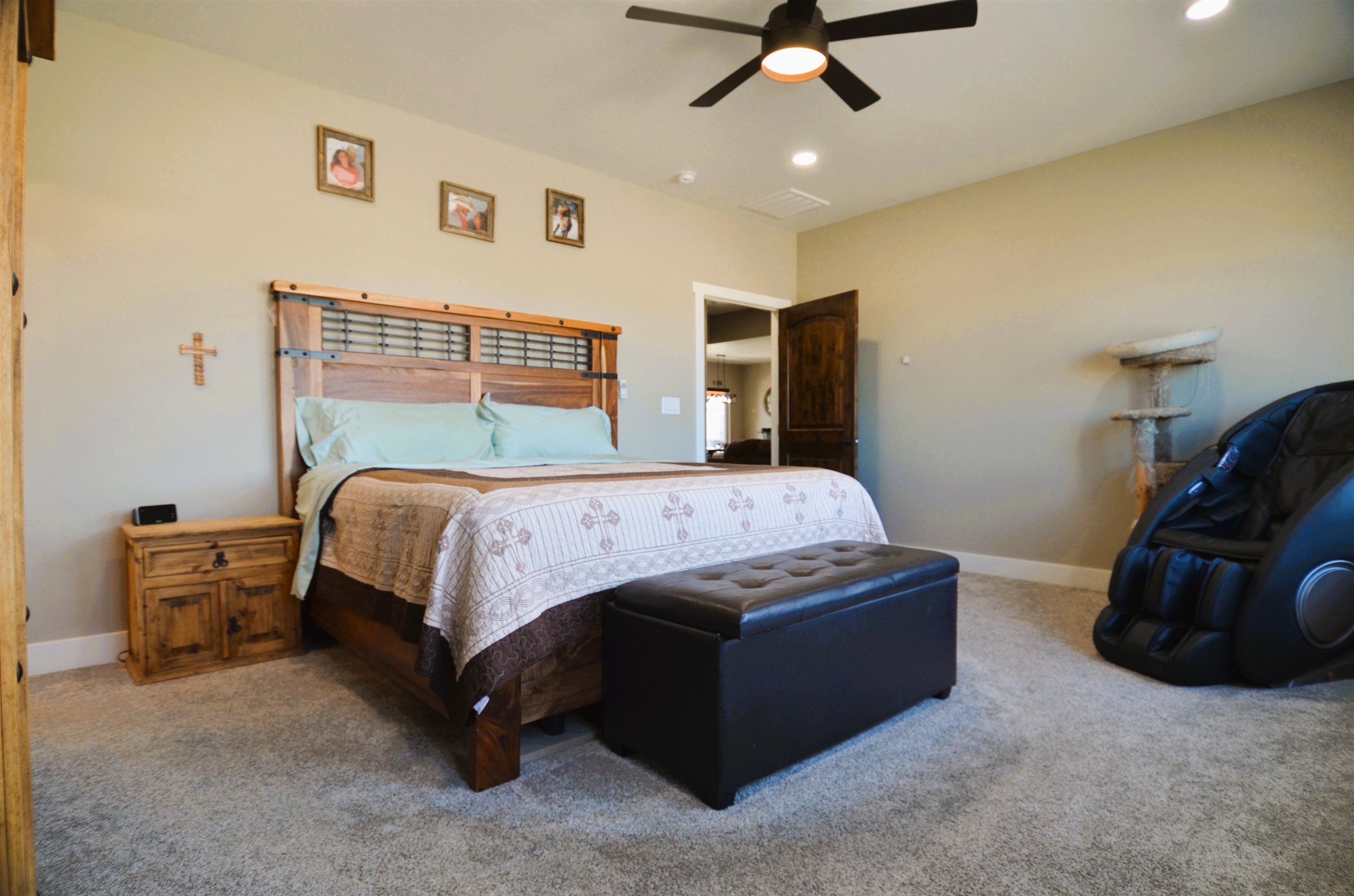 1641 Saddle Ring Court