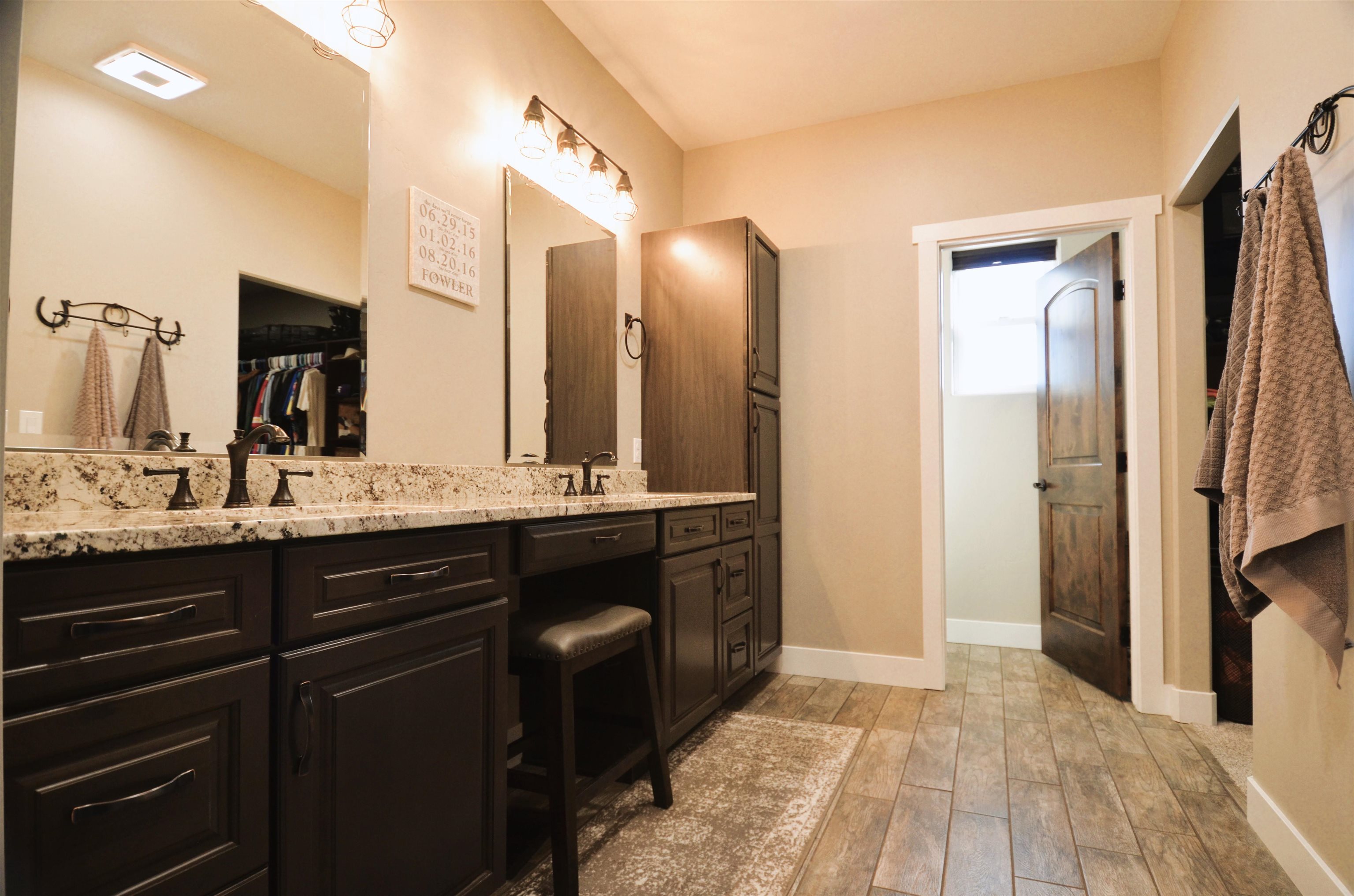 1641 Saddle Ring Court