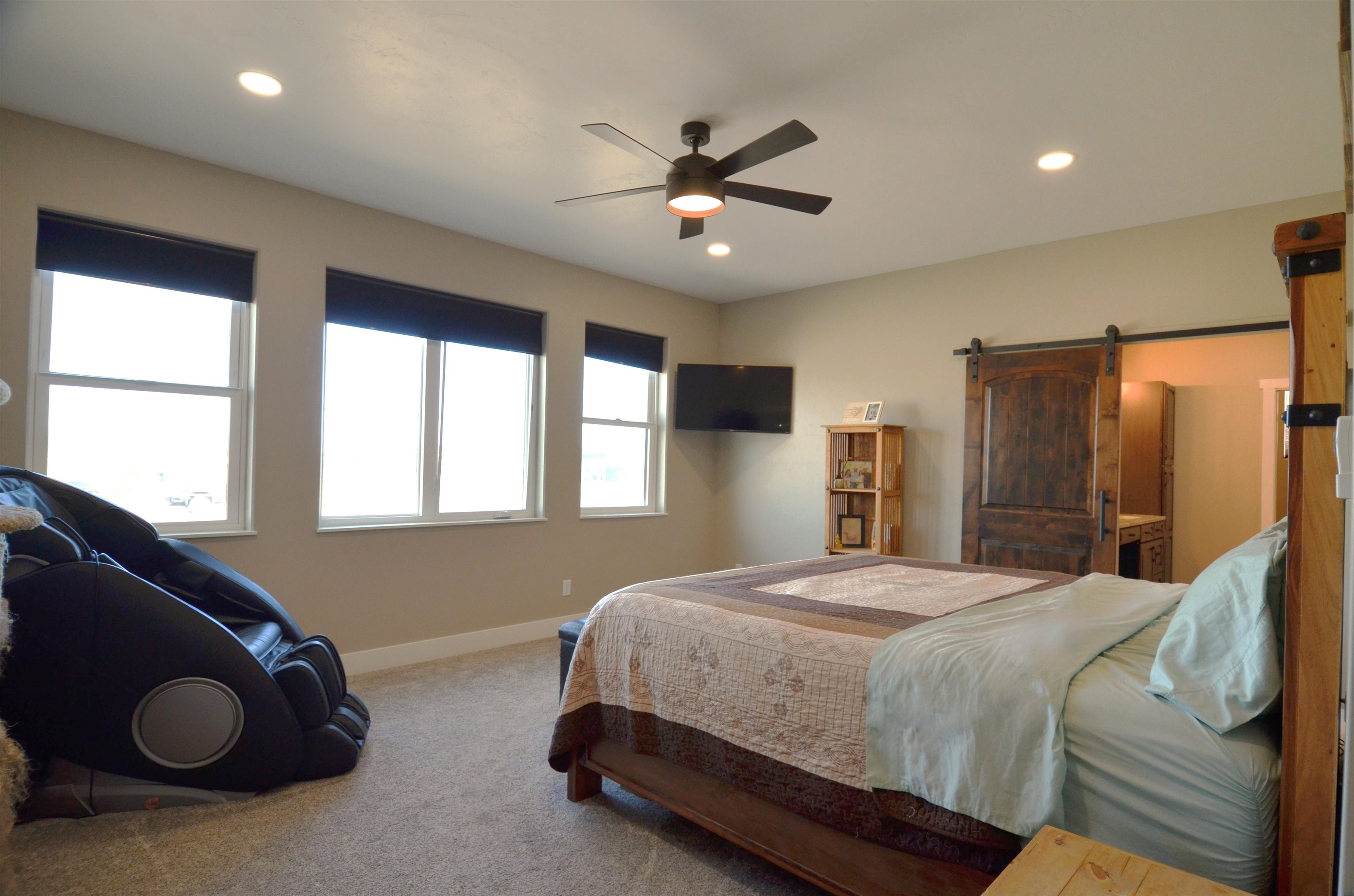 1641 Saddle Ring Court