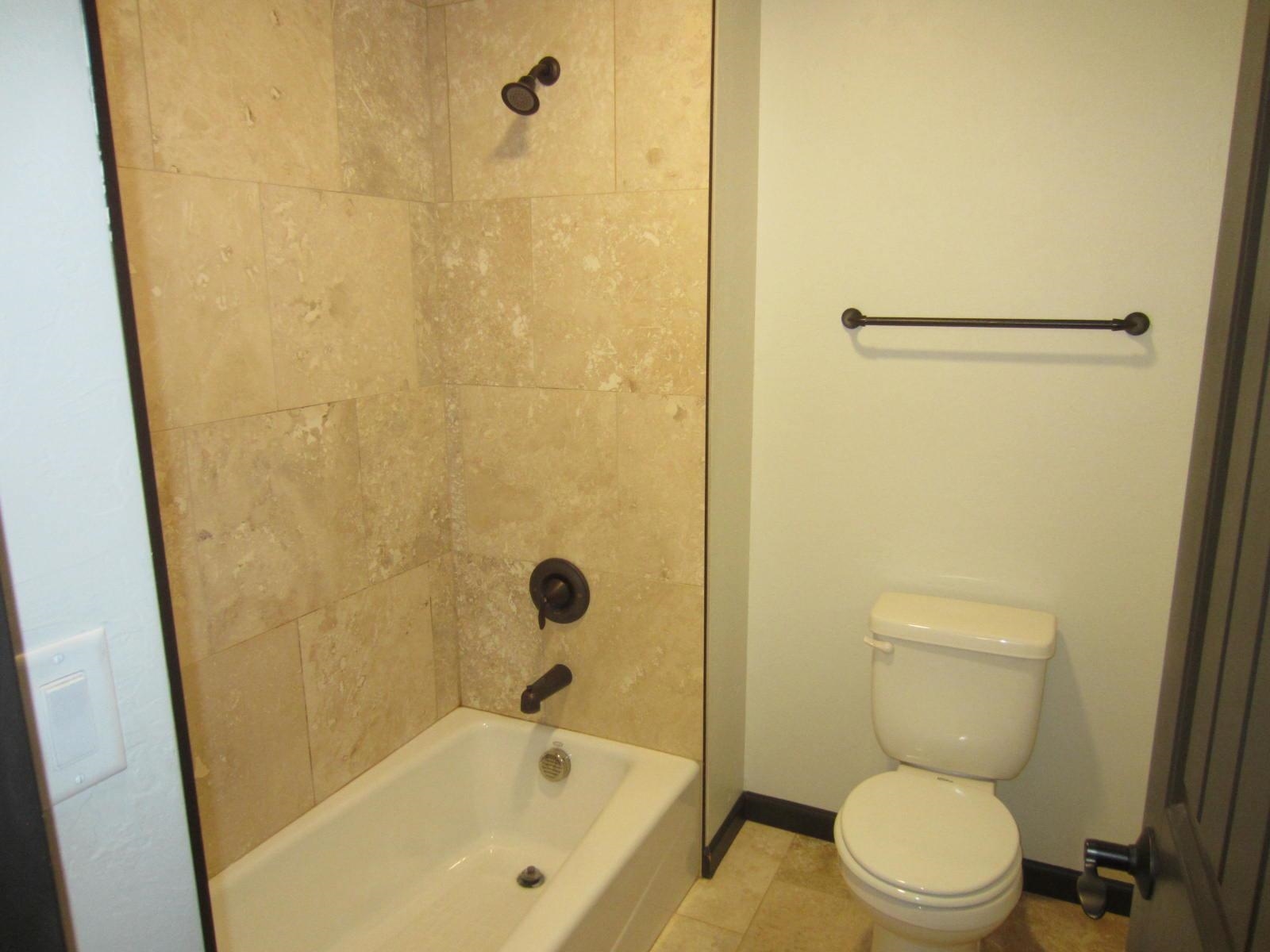 2499 Tiptop Avenue Unit: B