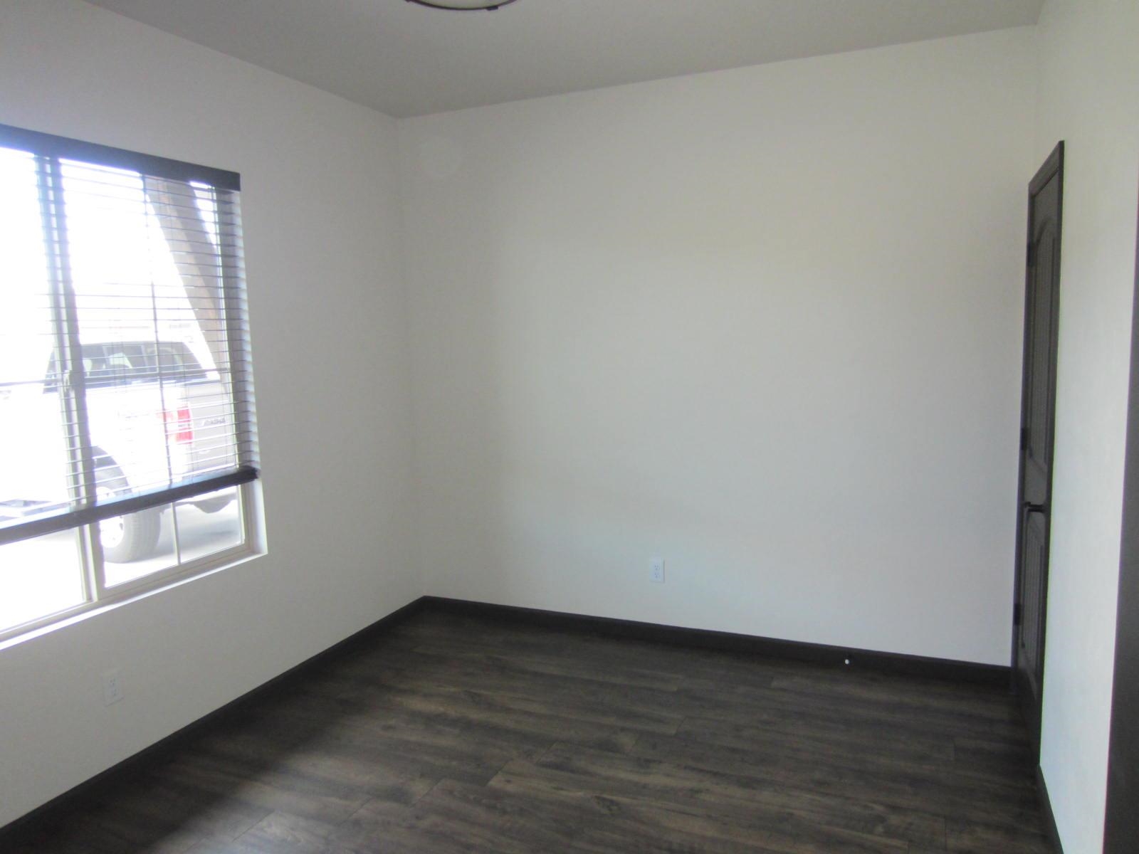 2499 Tiptop Avenue Unit: B