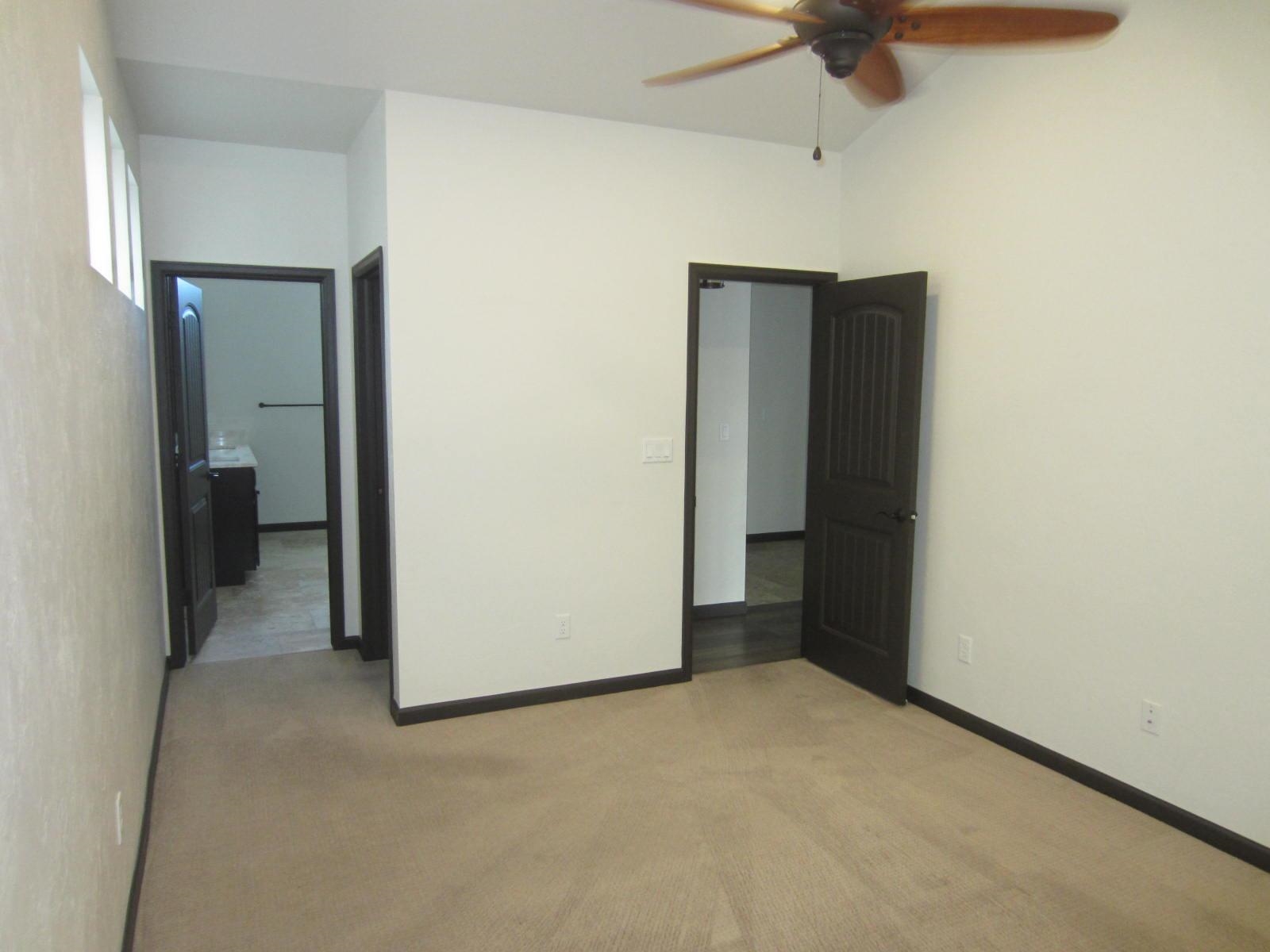 2499 Tiptop Avenue Unit: B