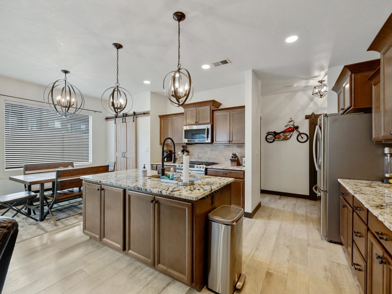 2497 Tiptop Avenue Unit: B