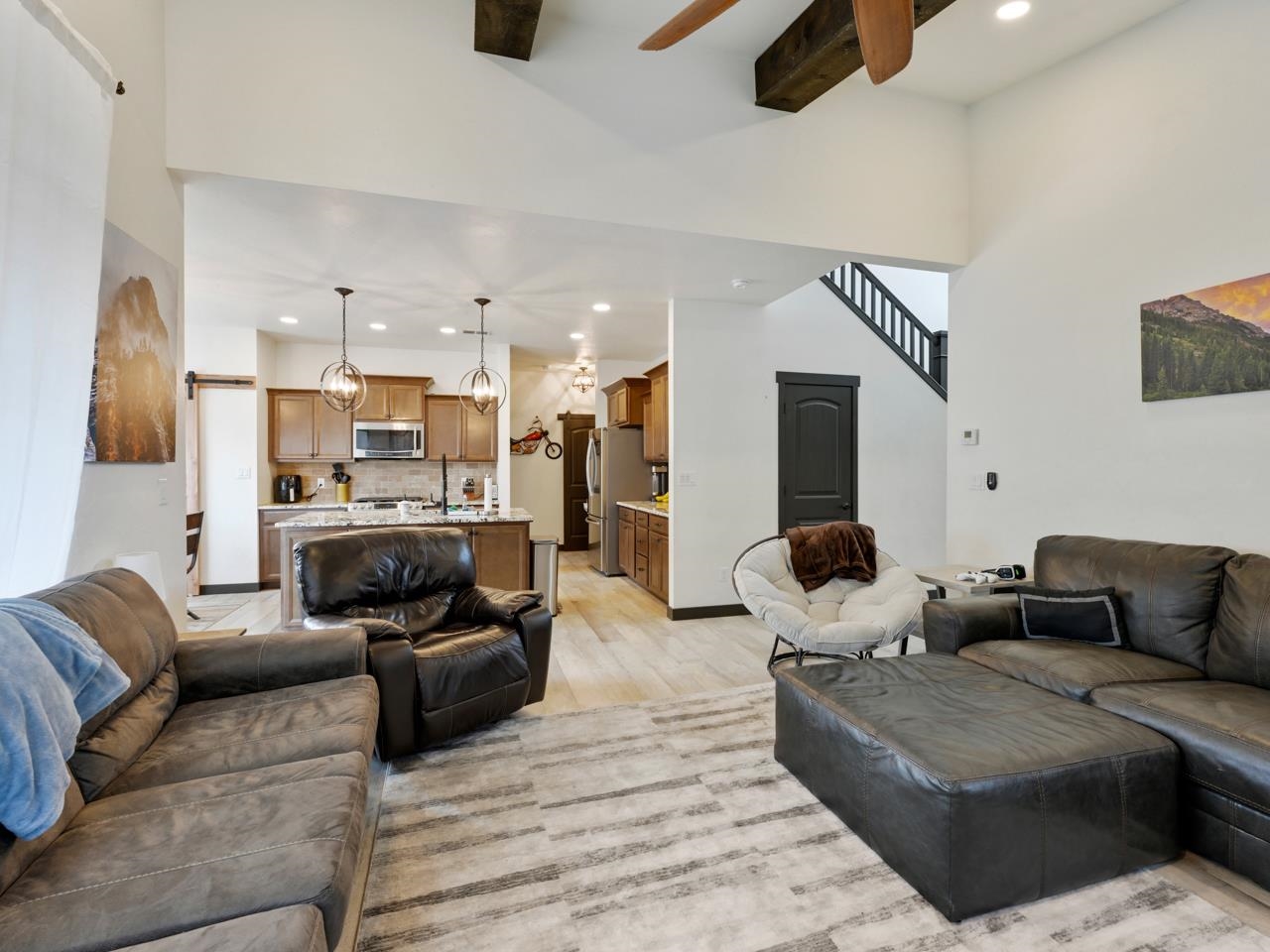 2497 Tiptop Avenue Unit: B