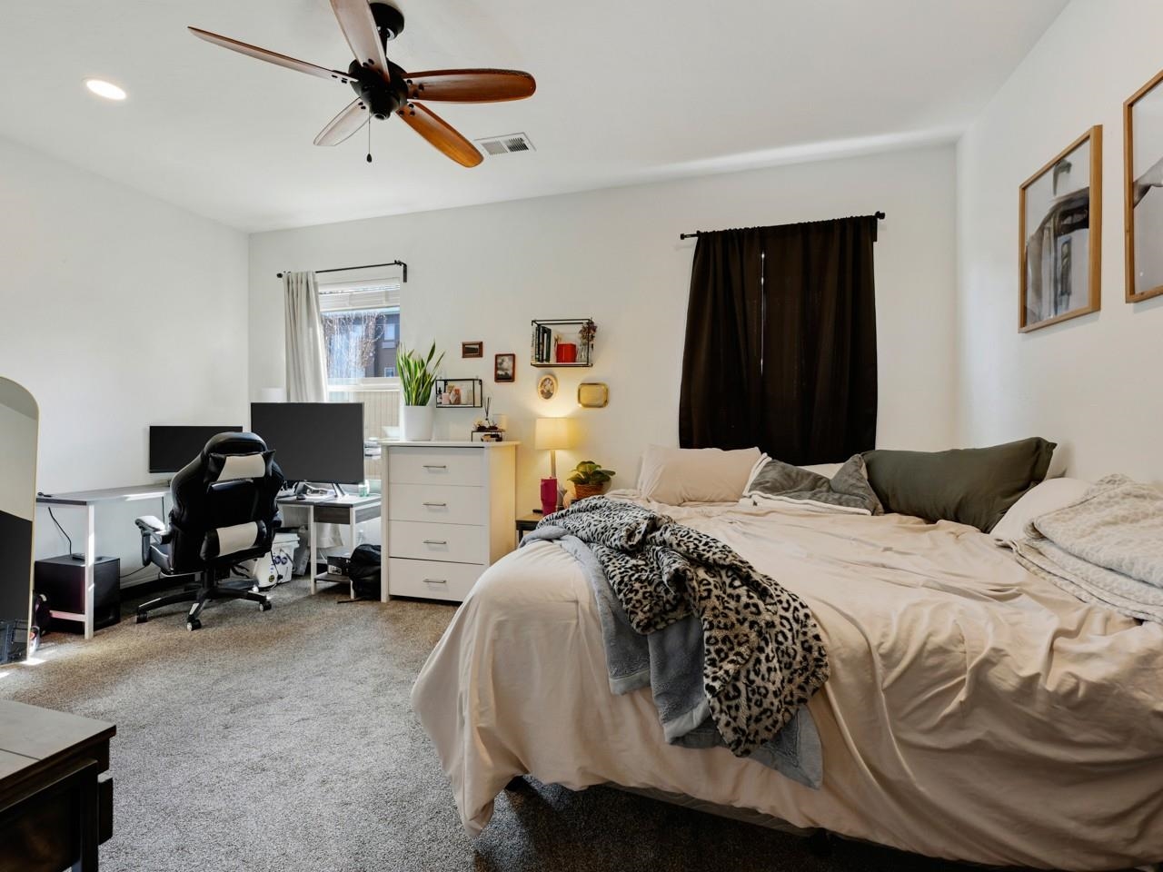 2497 Tiptop Avenue Unit: B
