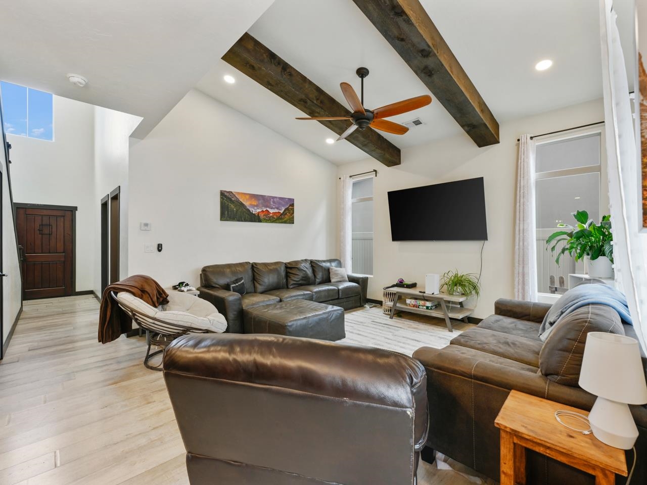2497 Tiptop Avenue Unit: B