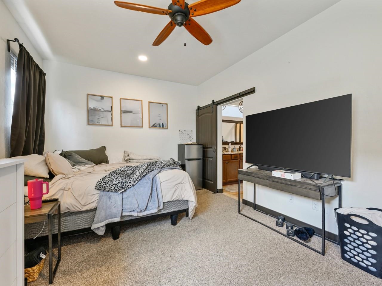 2497 Tiptop Avenue Unit: B