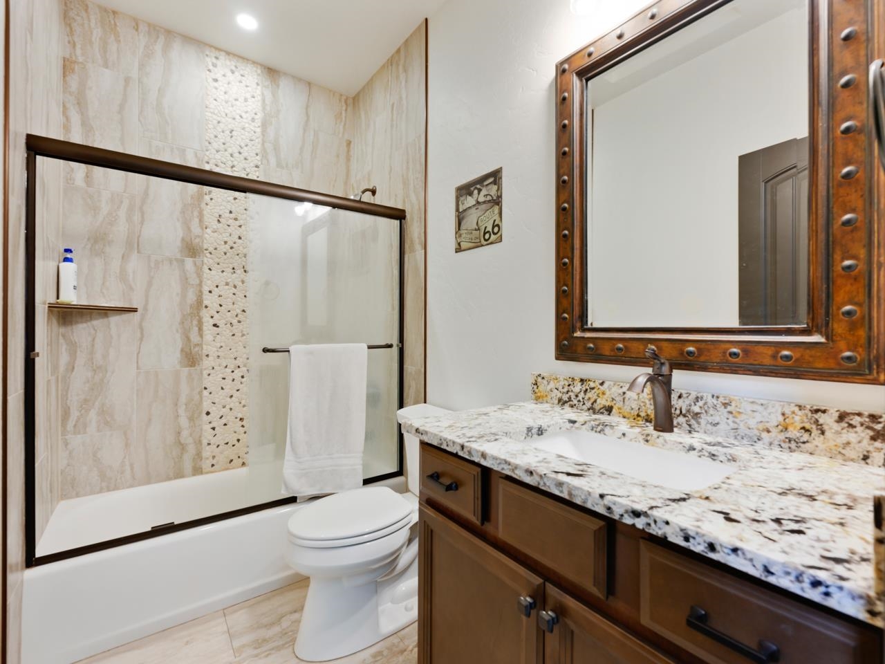 2497 Tiptop Avenue Unit: B