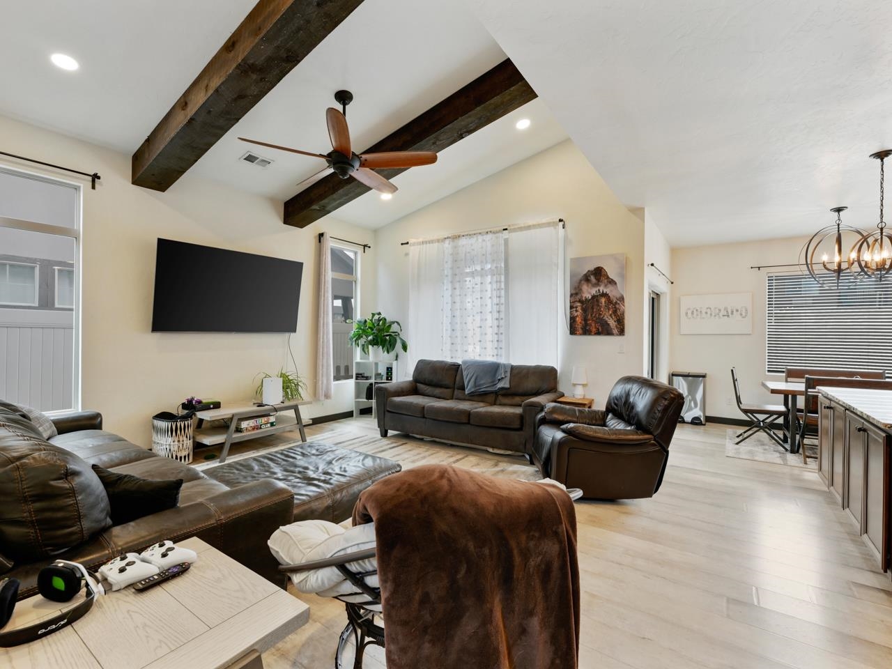 2497 Tiptop Avenue Unit: B