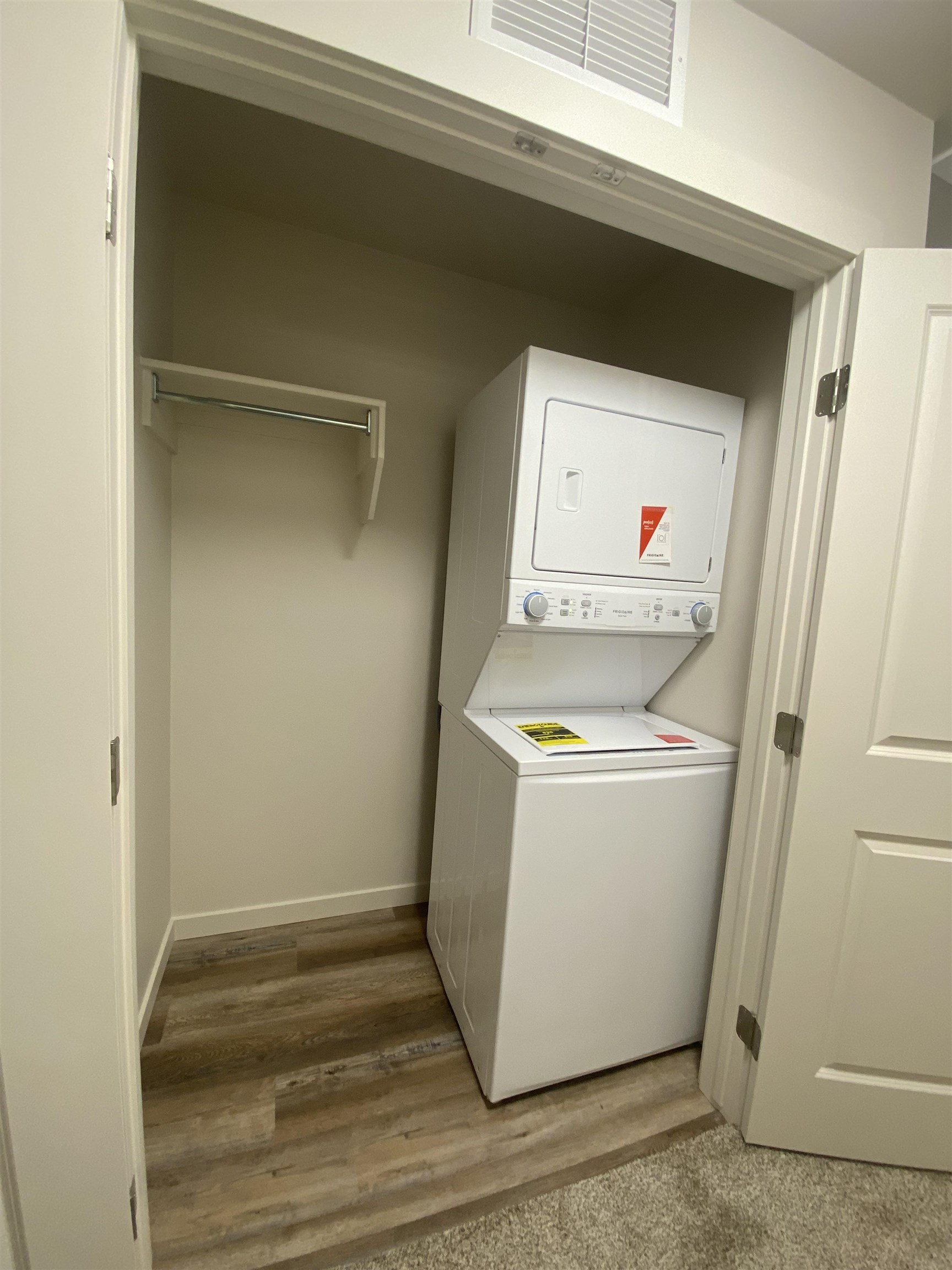 2781 Caspian Way Unit: B