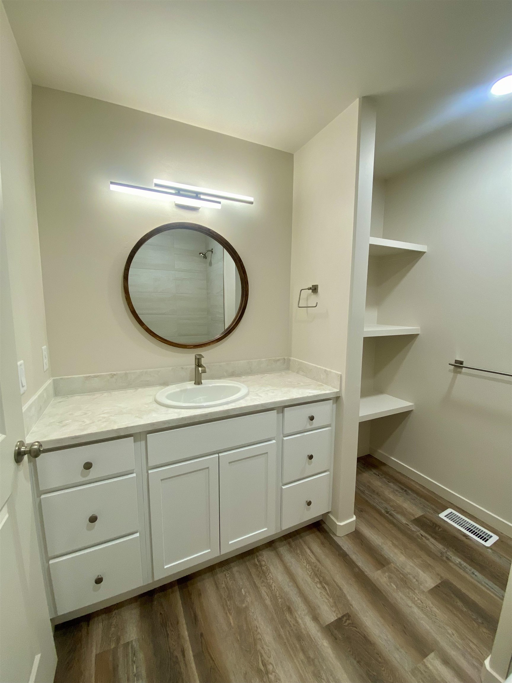 2781 Caspian Way Unit: B