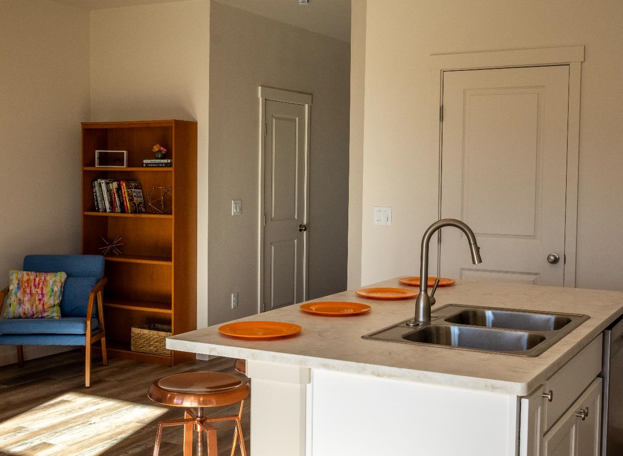 2781 Caspian Way Unit: B