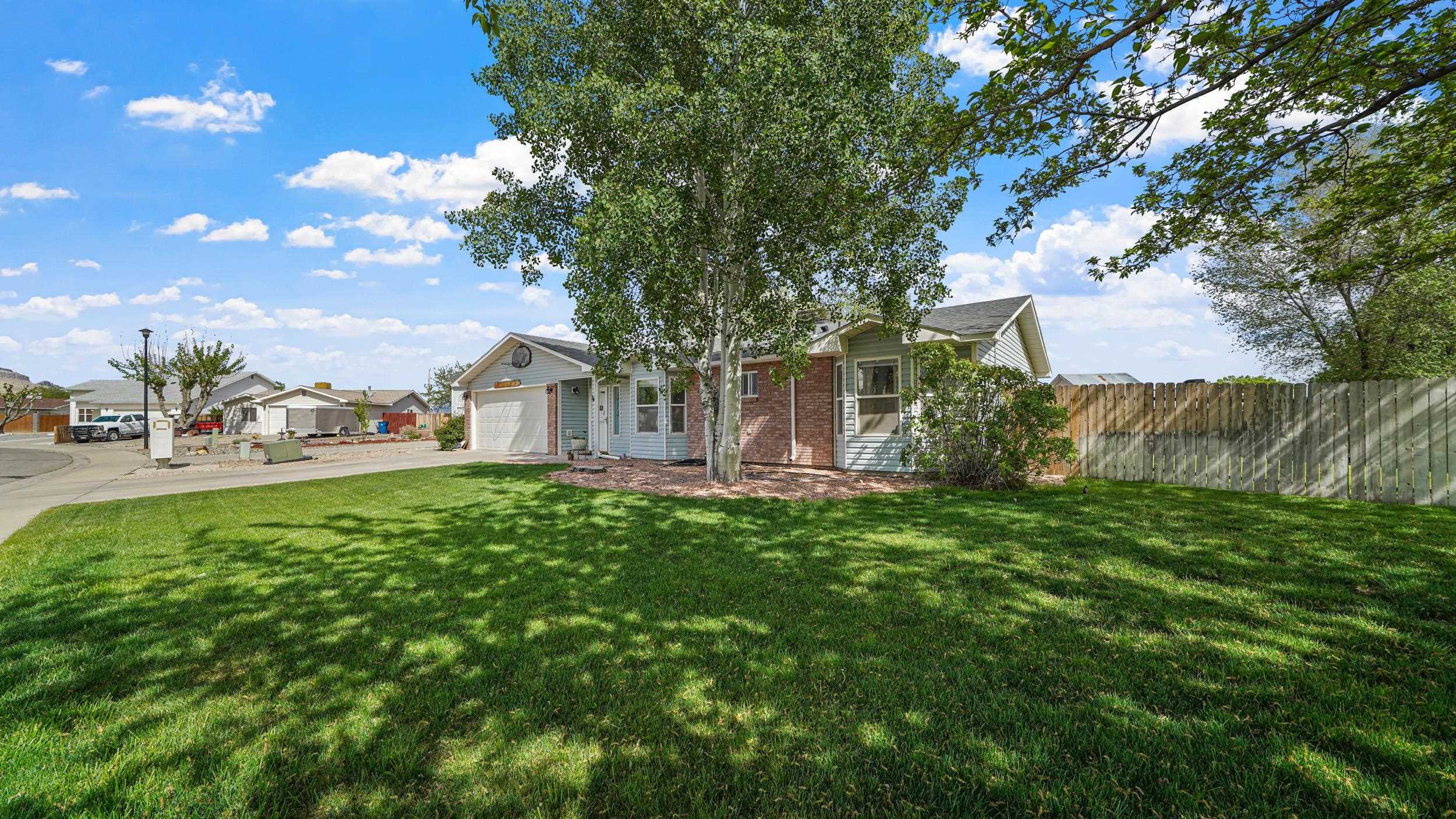414 Ridge Trail