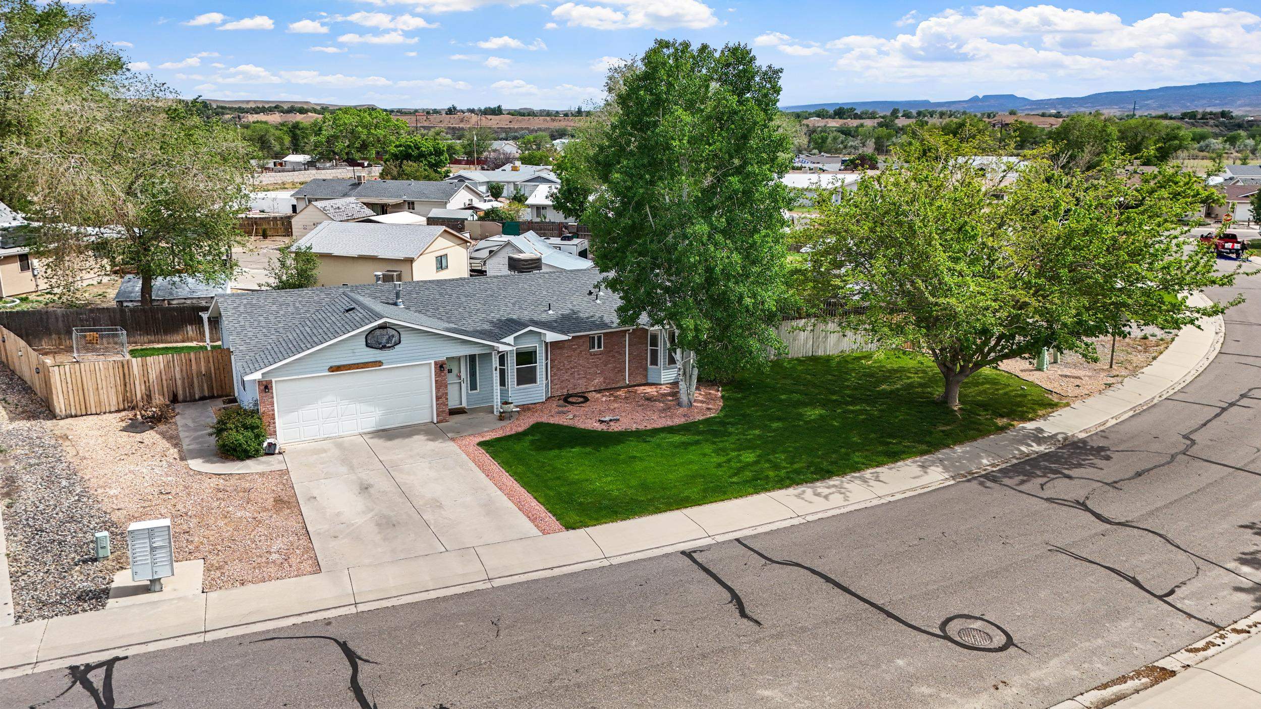 414 Ridge Trail