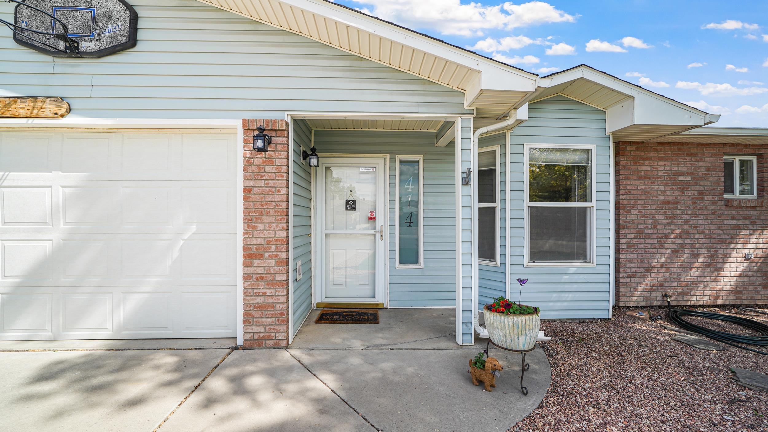 414 Ridge Trail