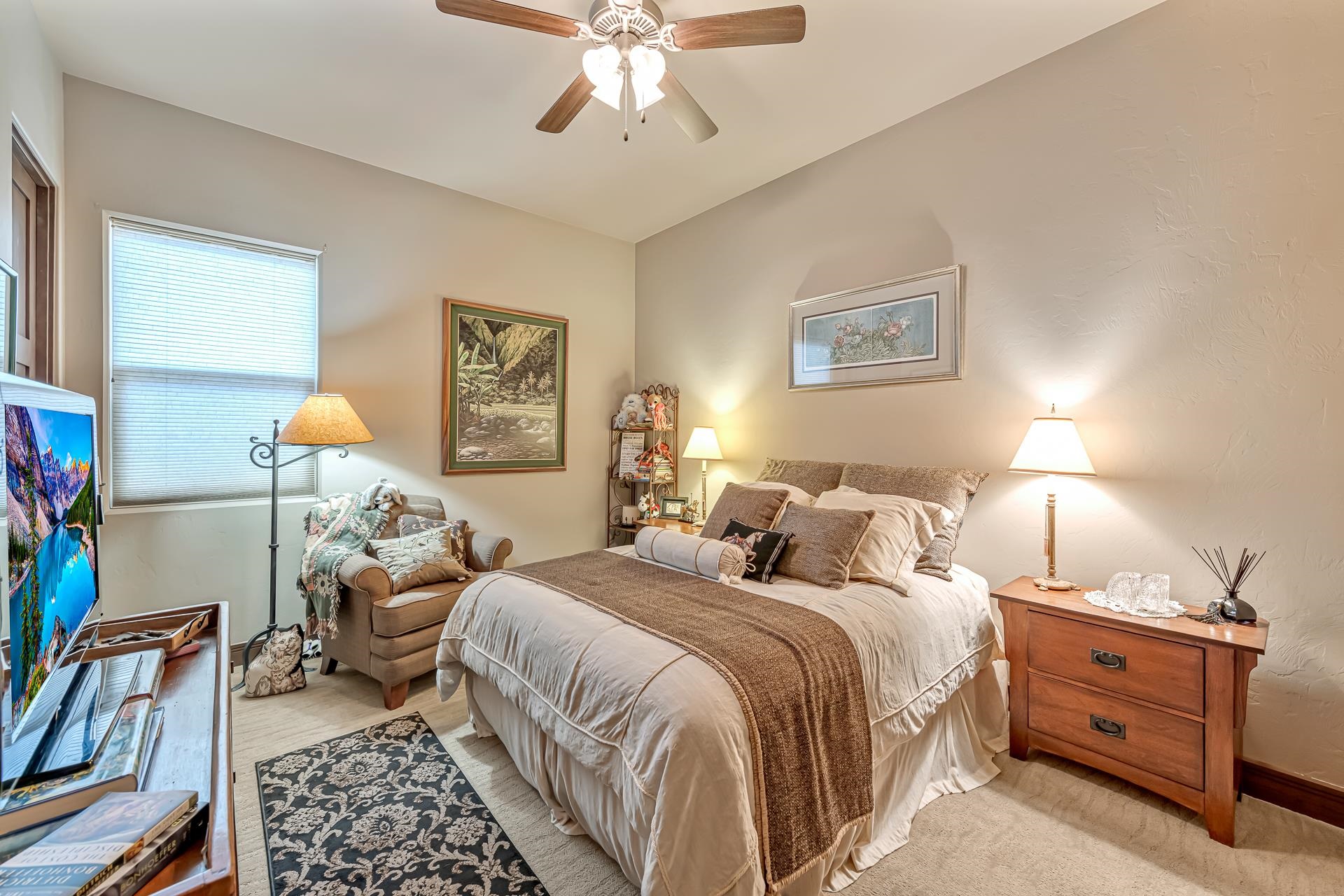 355 W Ridges Boulevard