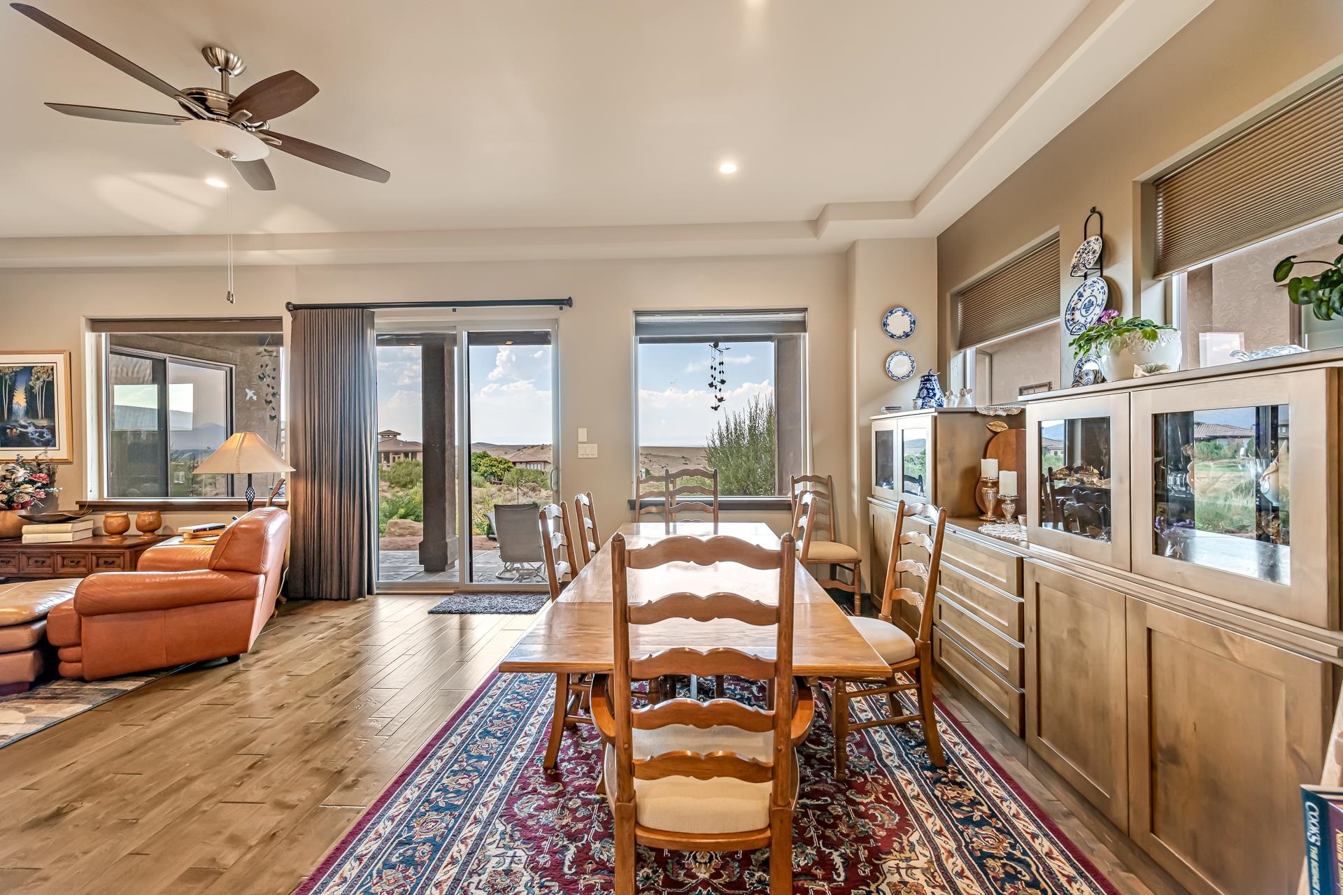 355 W Ridges Boulevard