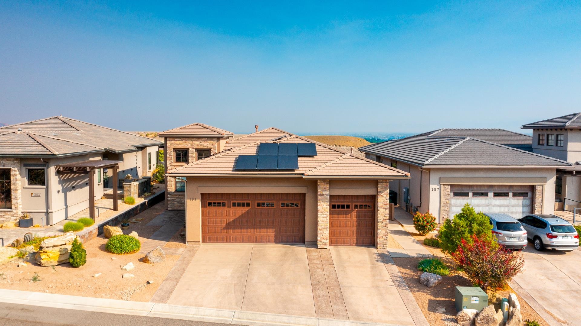 355 W Ridges Boulevard