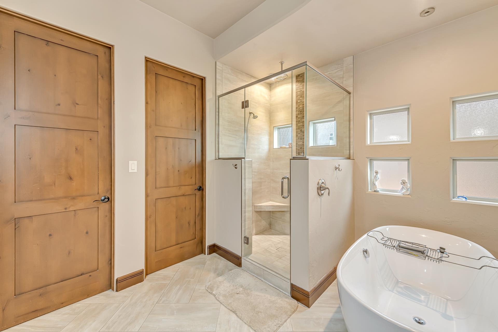 355 W Ridges Boulevard