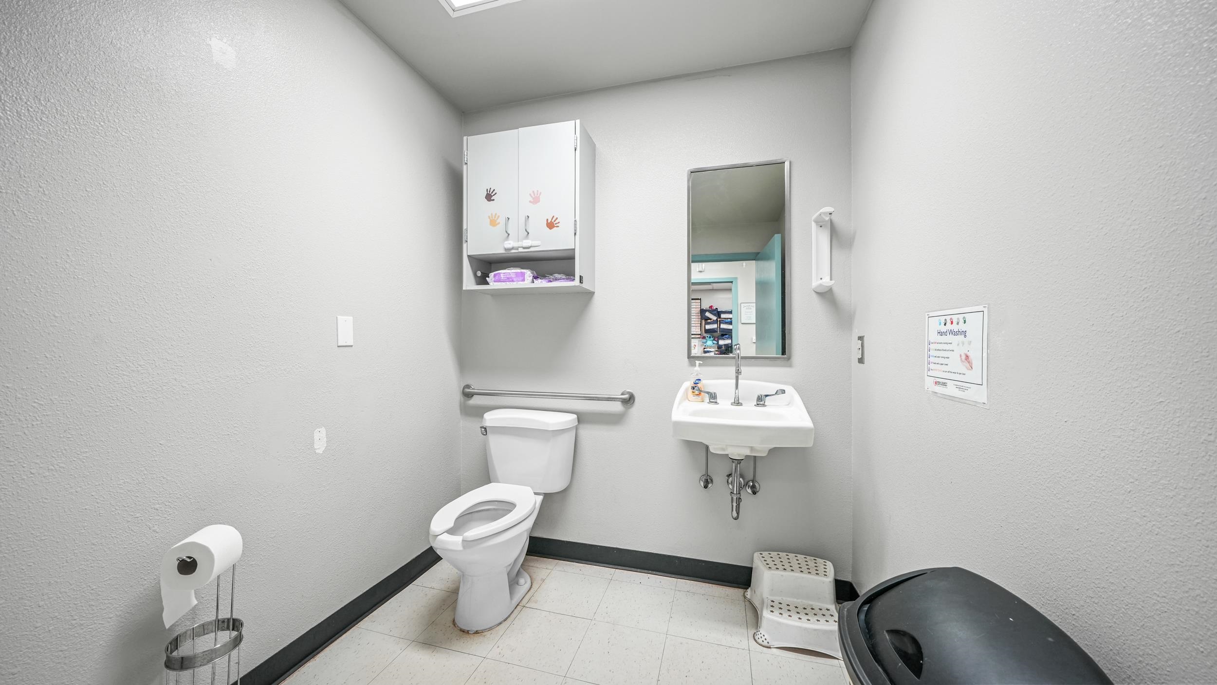 707 Elberta Avenue Unit: 102