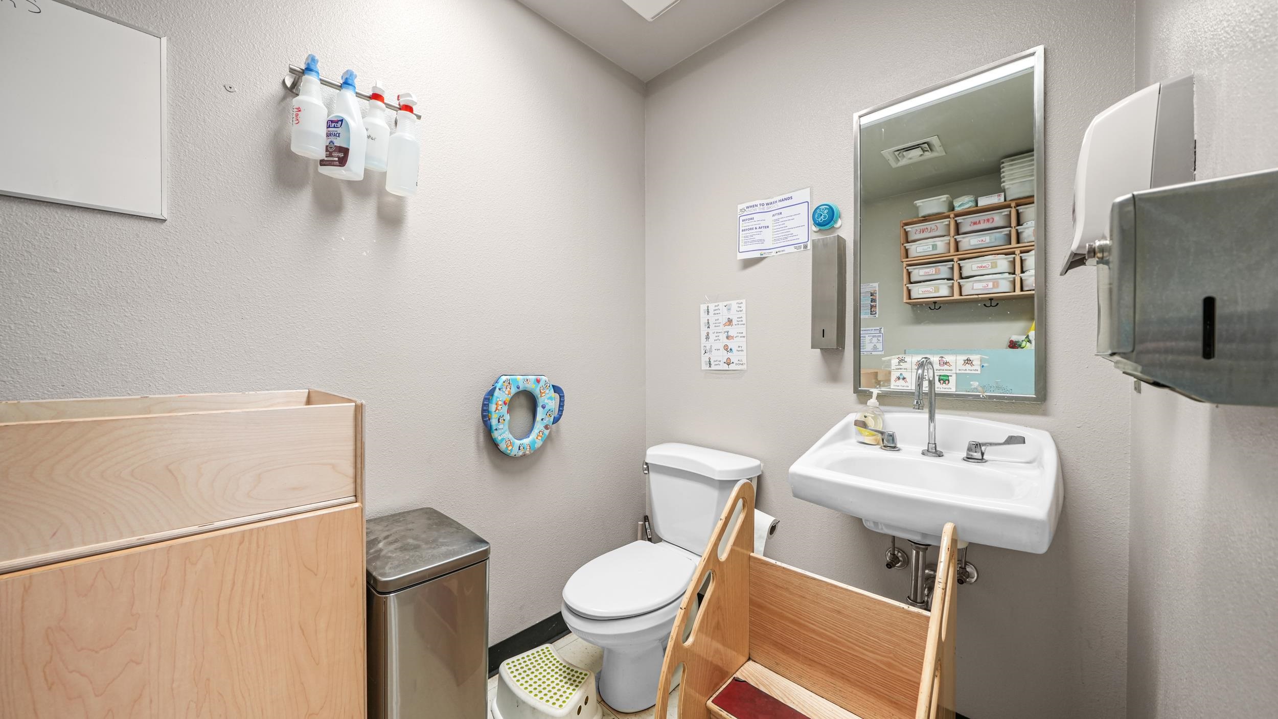 707 Elberta Avenue Unit: 102