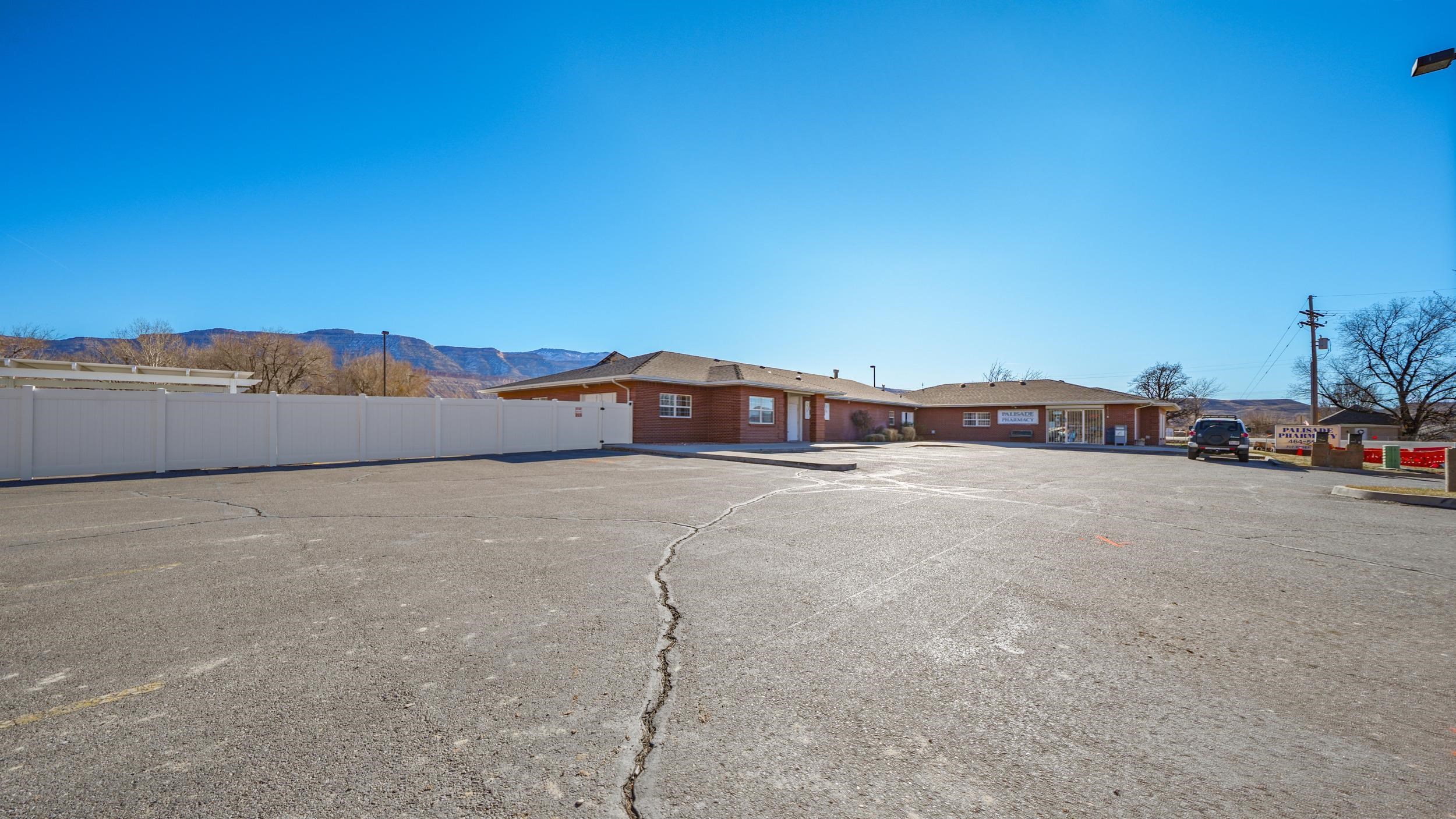 707 Elberta Avenue Unit: 102