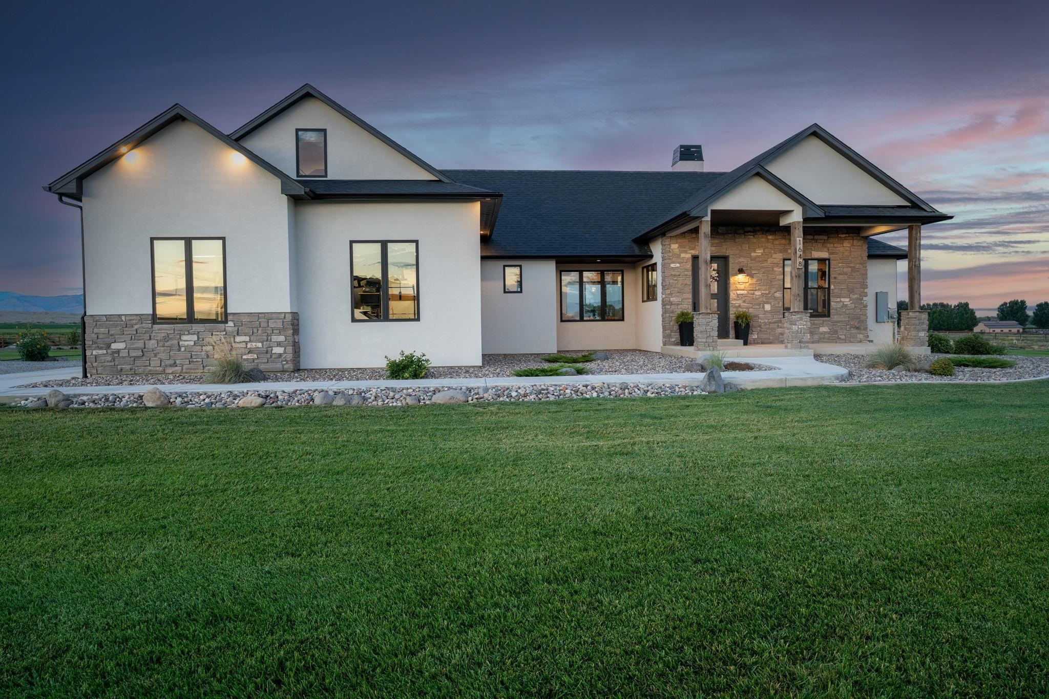 1648 Saddle Ring Court