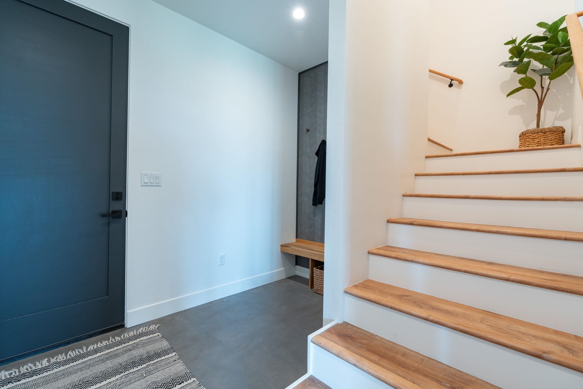 1648 Saddle Ring Court