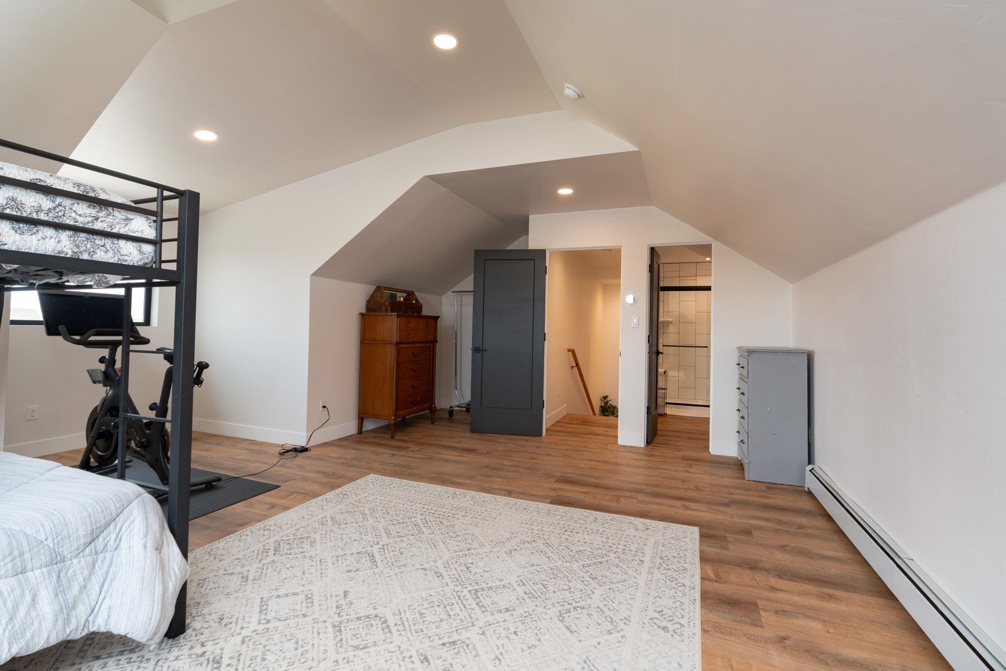 1648 Saddle Ring Court