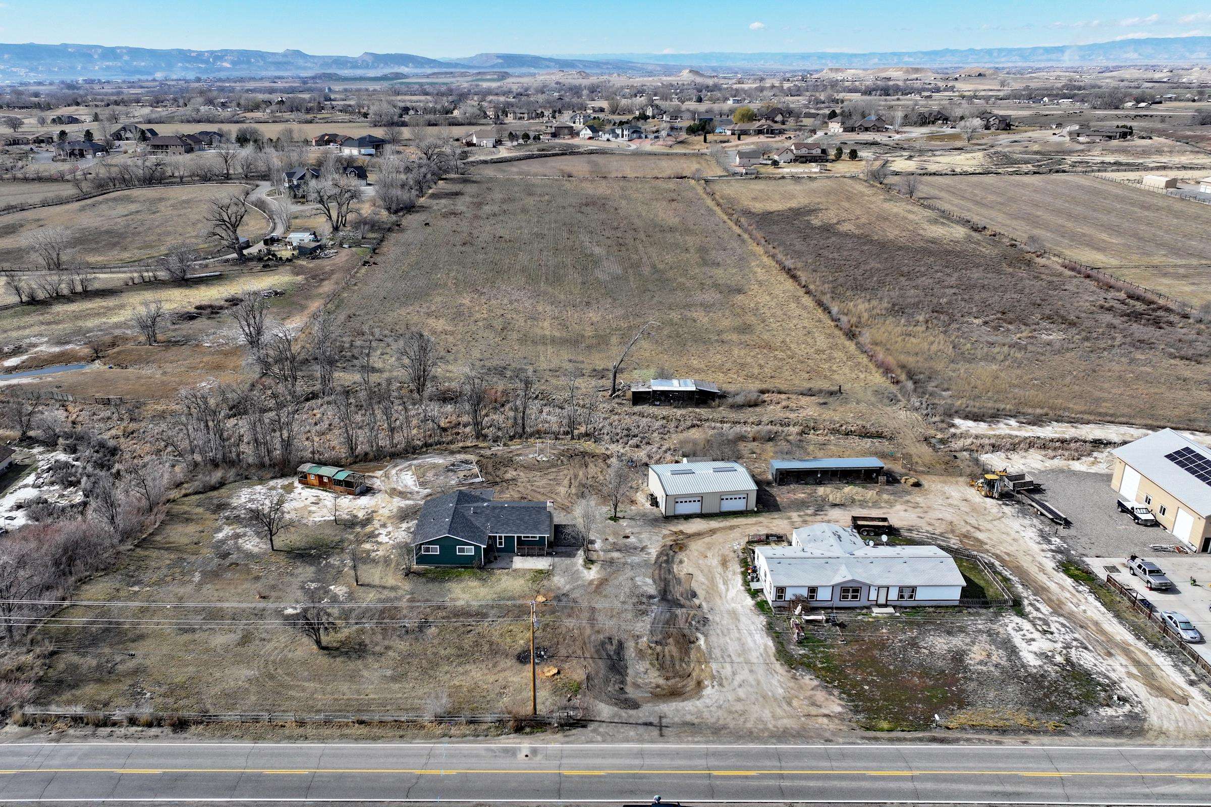 1403 19 Road