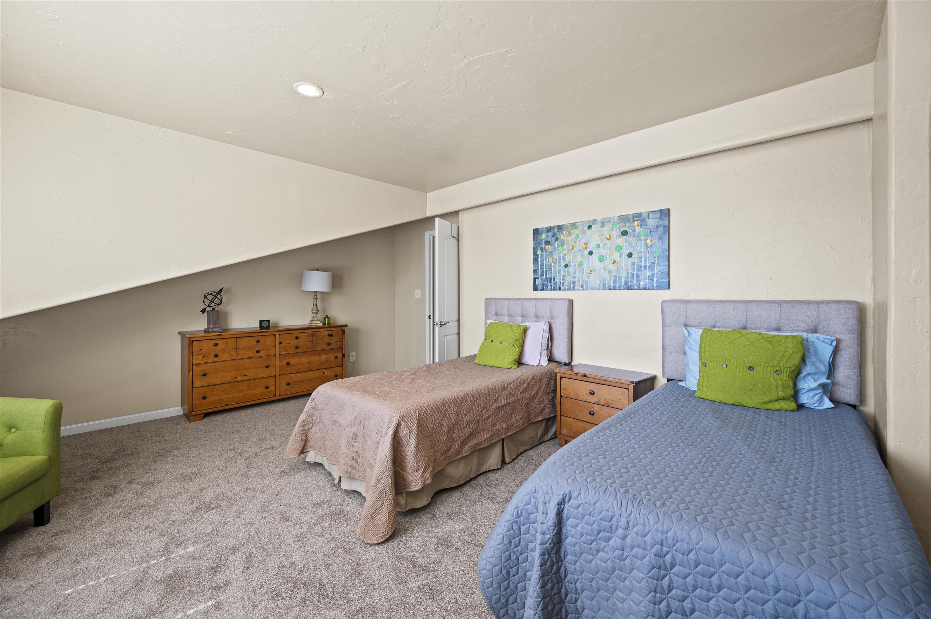 2436 1/2 Jack Creek Road