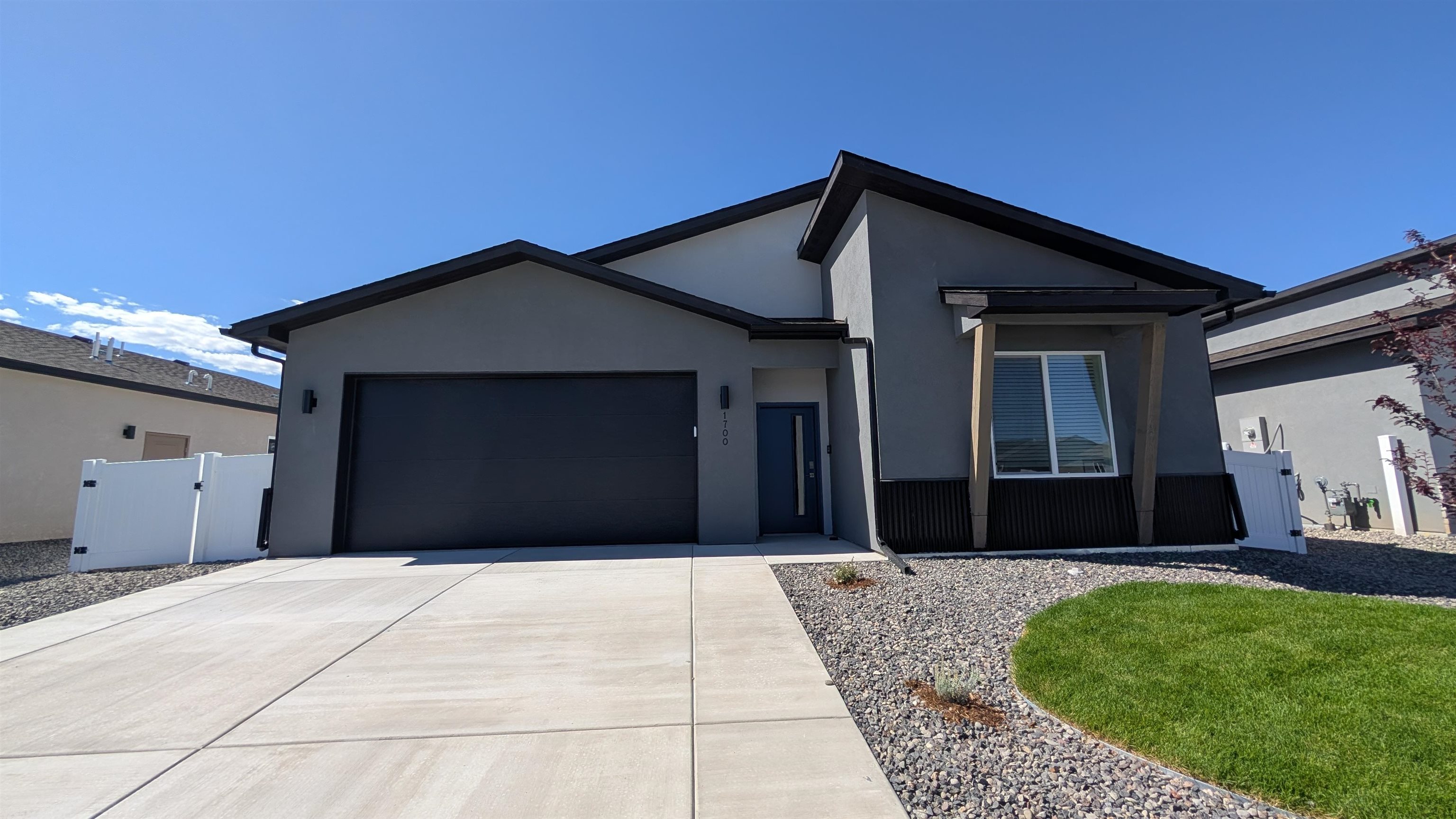 1700 Rusty Rivet Road