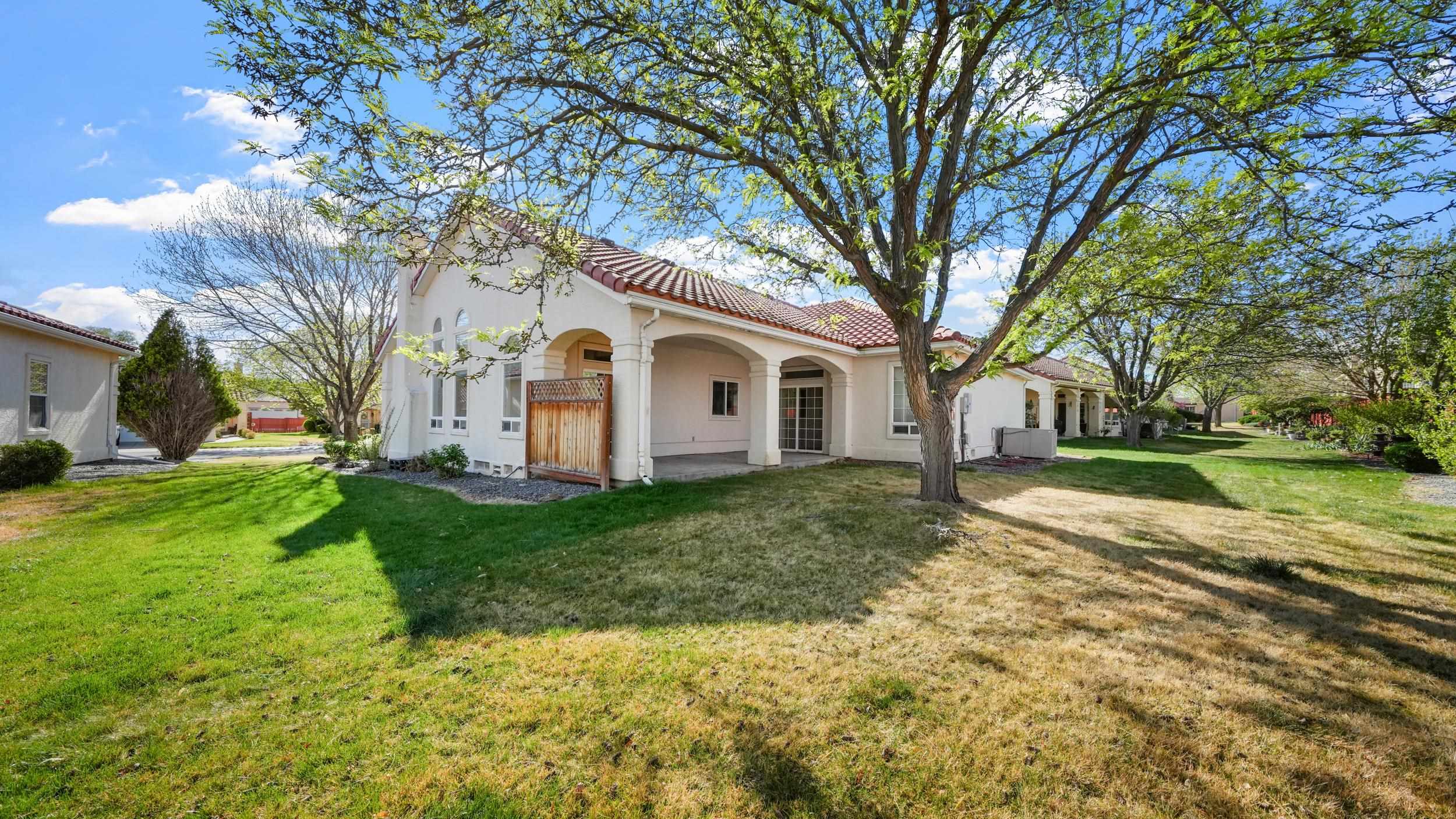 2633 El Corona Drive