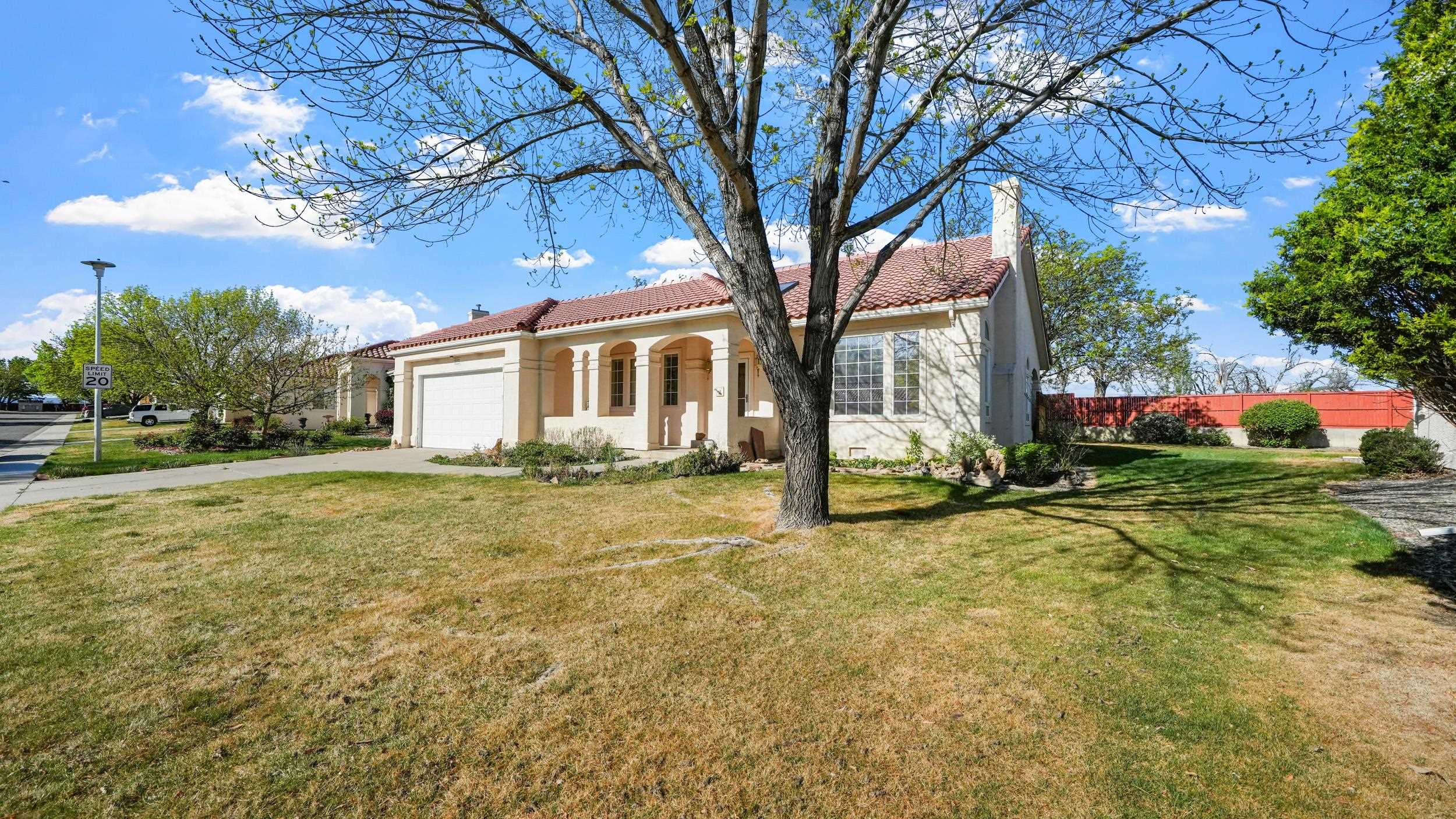 2633 El Corona Drive