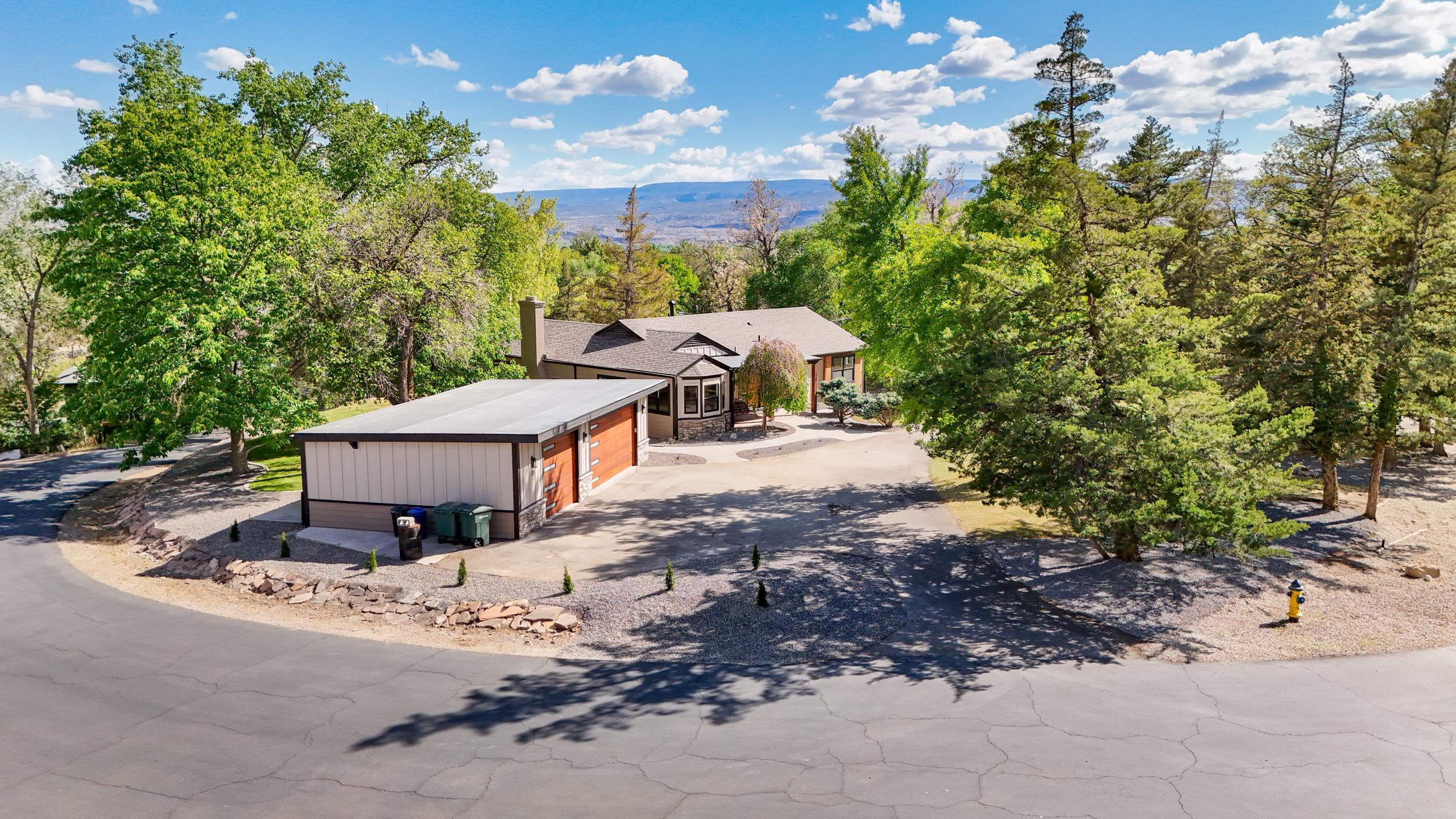 120 Hillcrest Drive