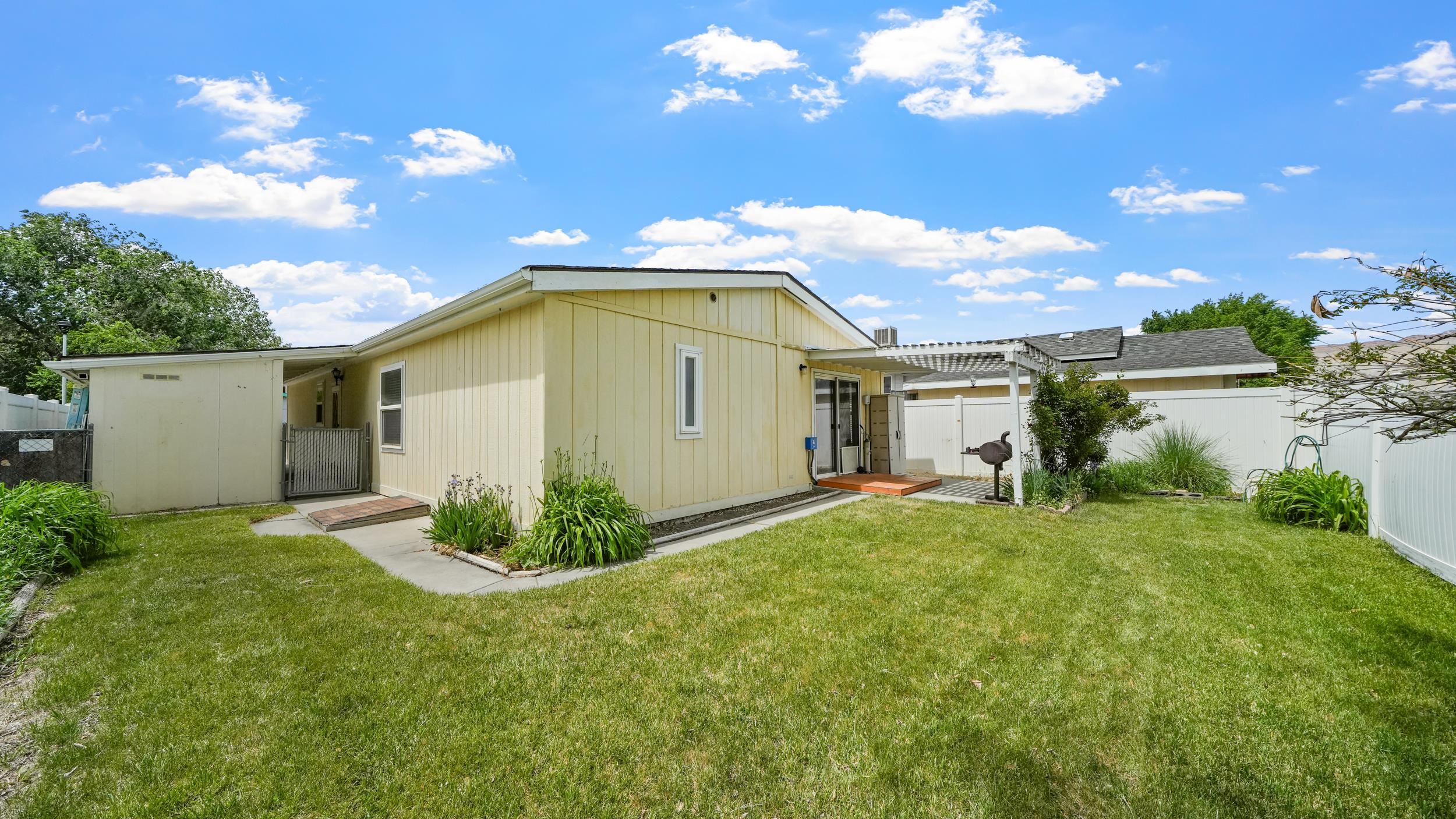 638 Colony Road