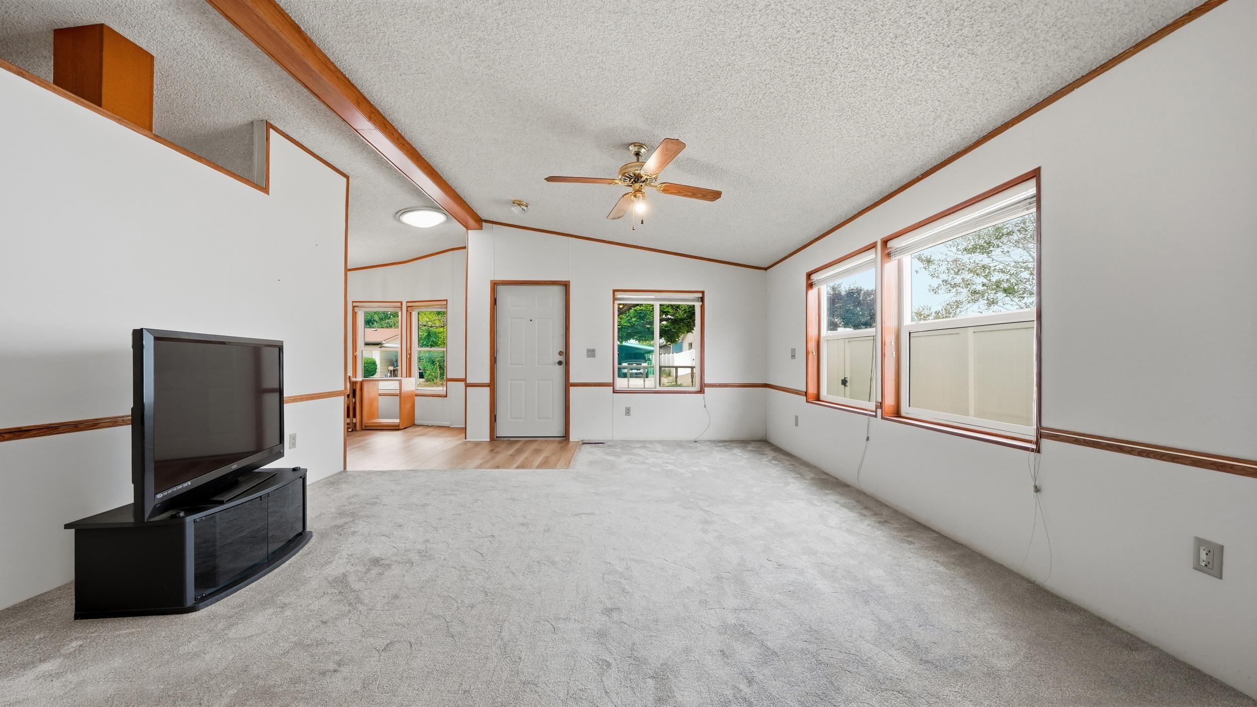 638 Colony Road
