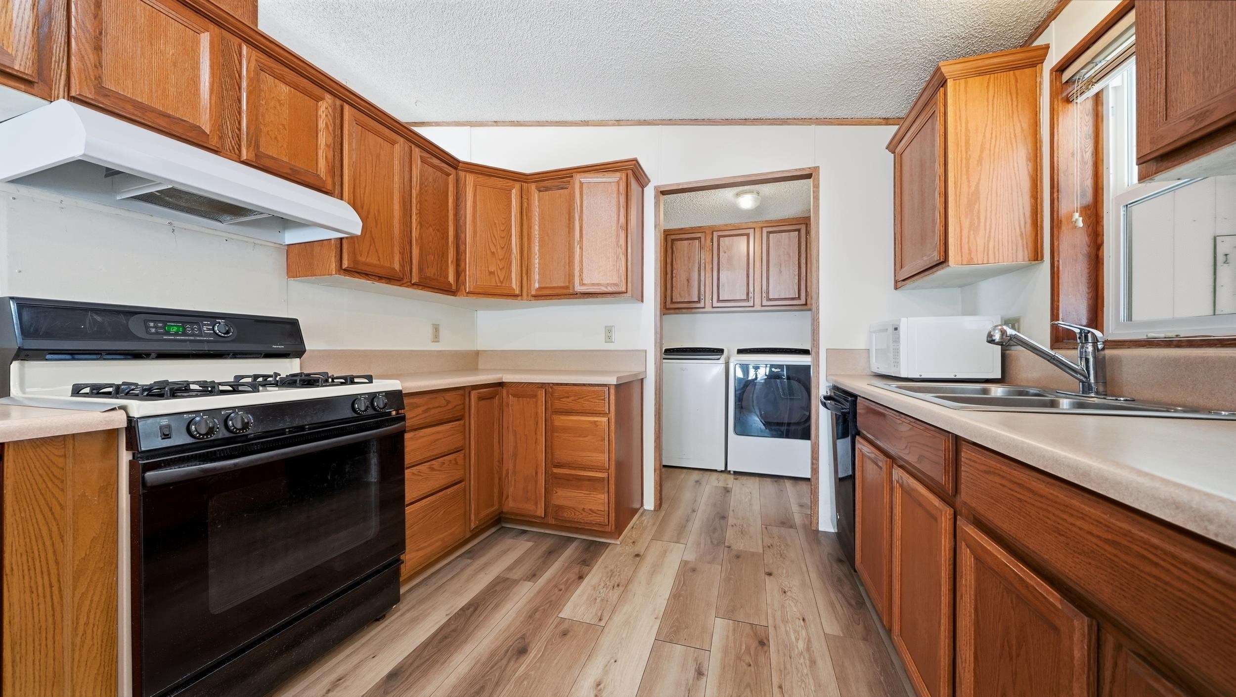 638 Colony Road