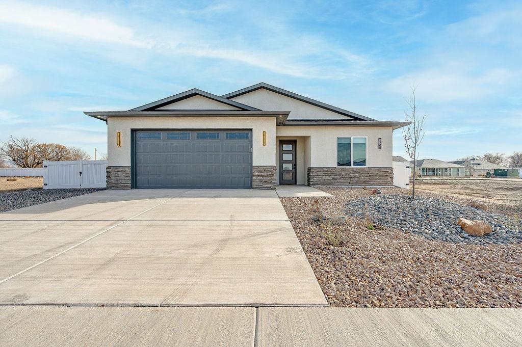1028 Caliper Way