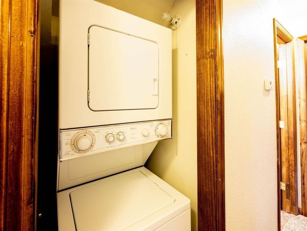 534 1/2 Garland Court