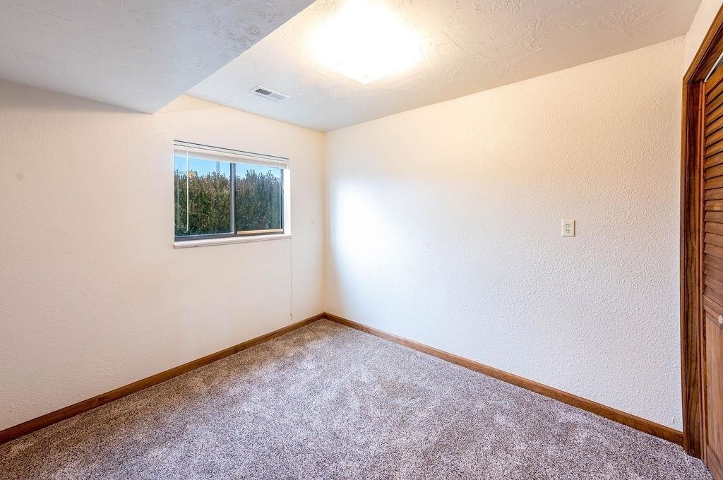534 1/2 Garland Court