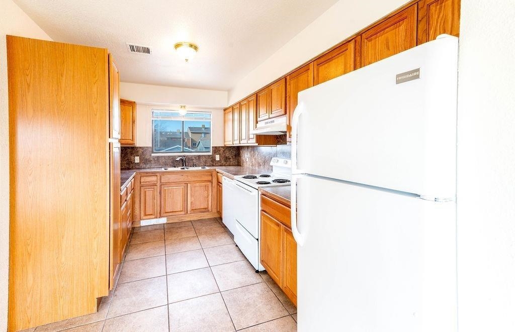 534 1/2 Garland Court