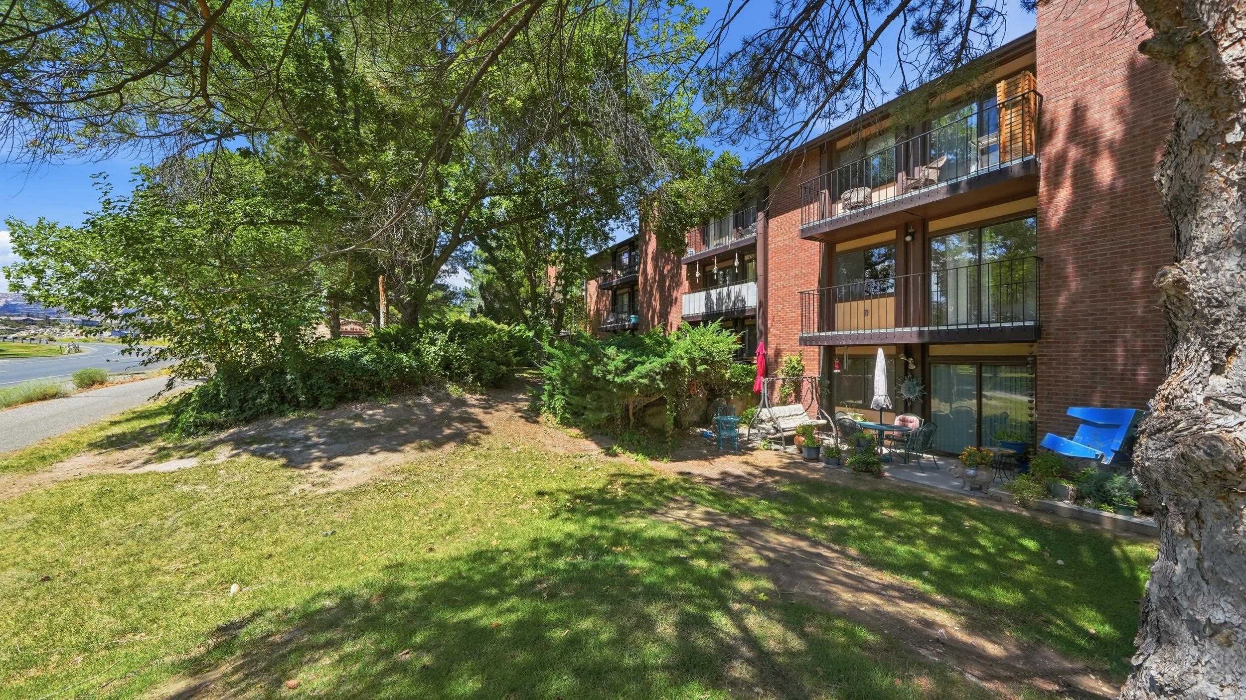 373 Ridges Boulevard Unit: 205