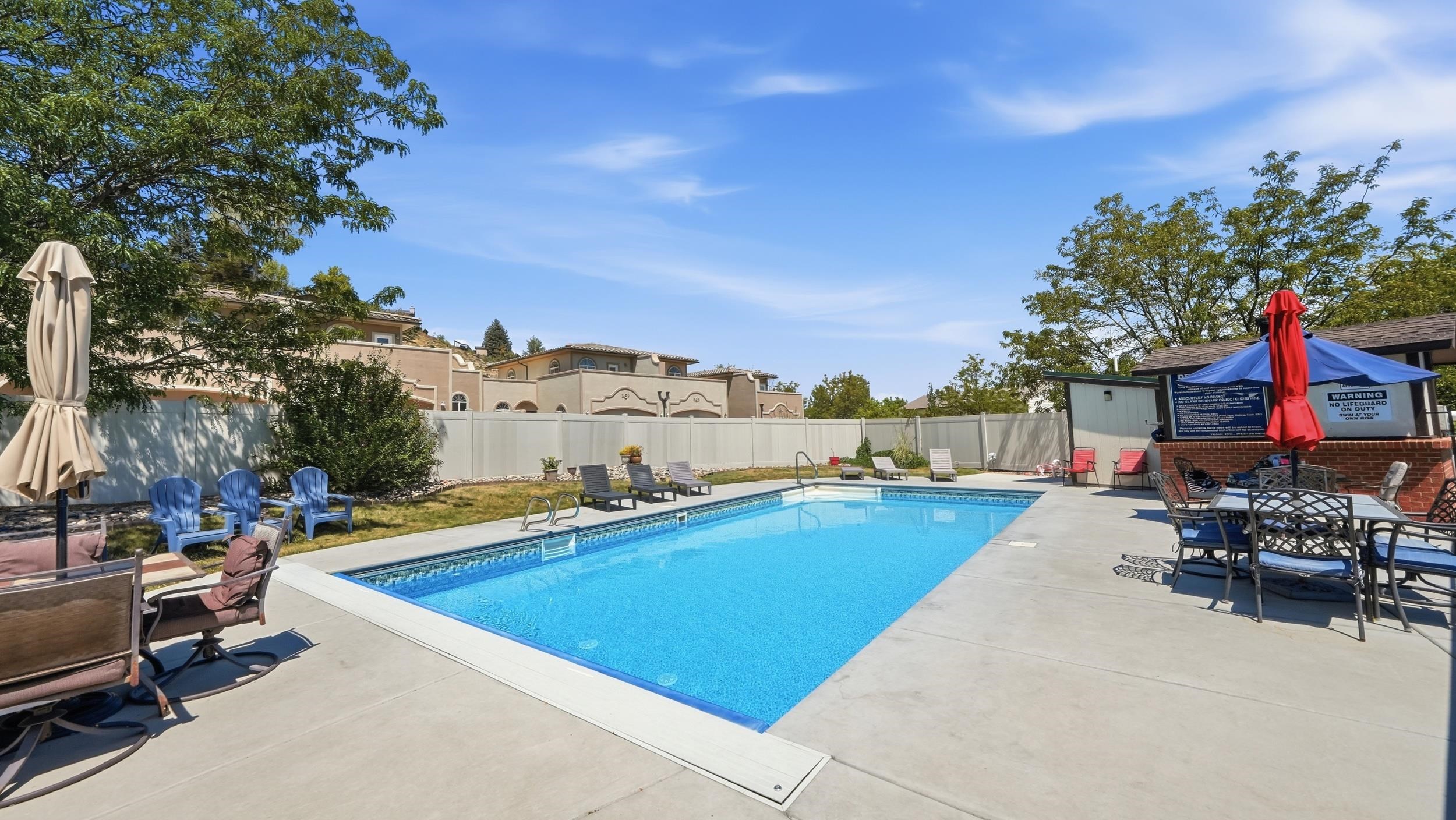373 Ridges Boulevard Unit: 205