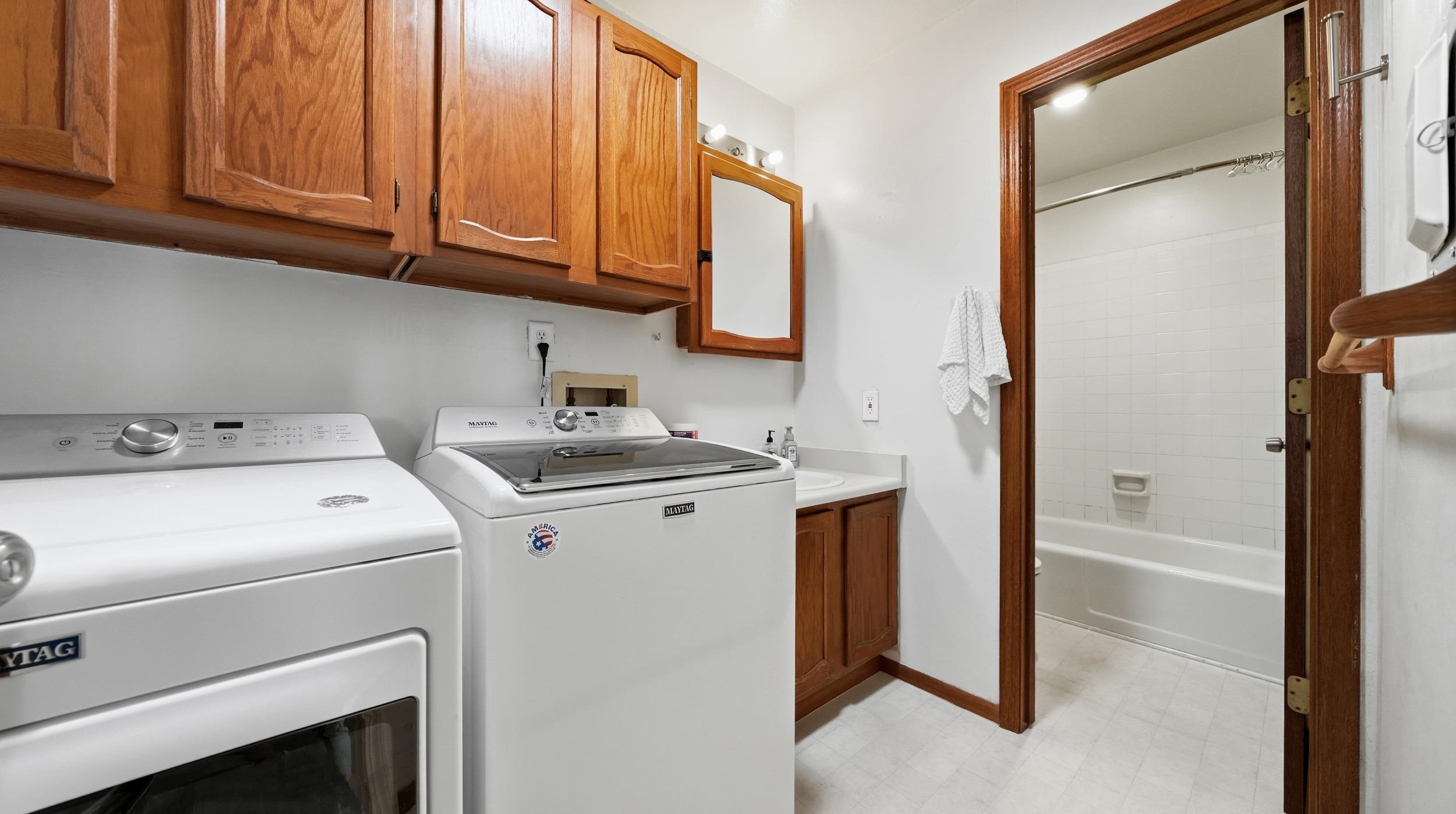 373 Ridges Boulevard Unit: 205