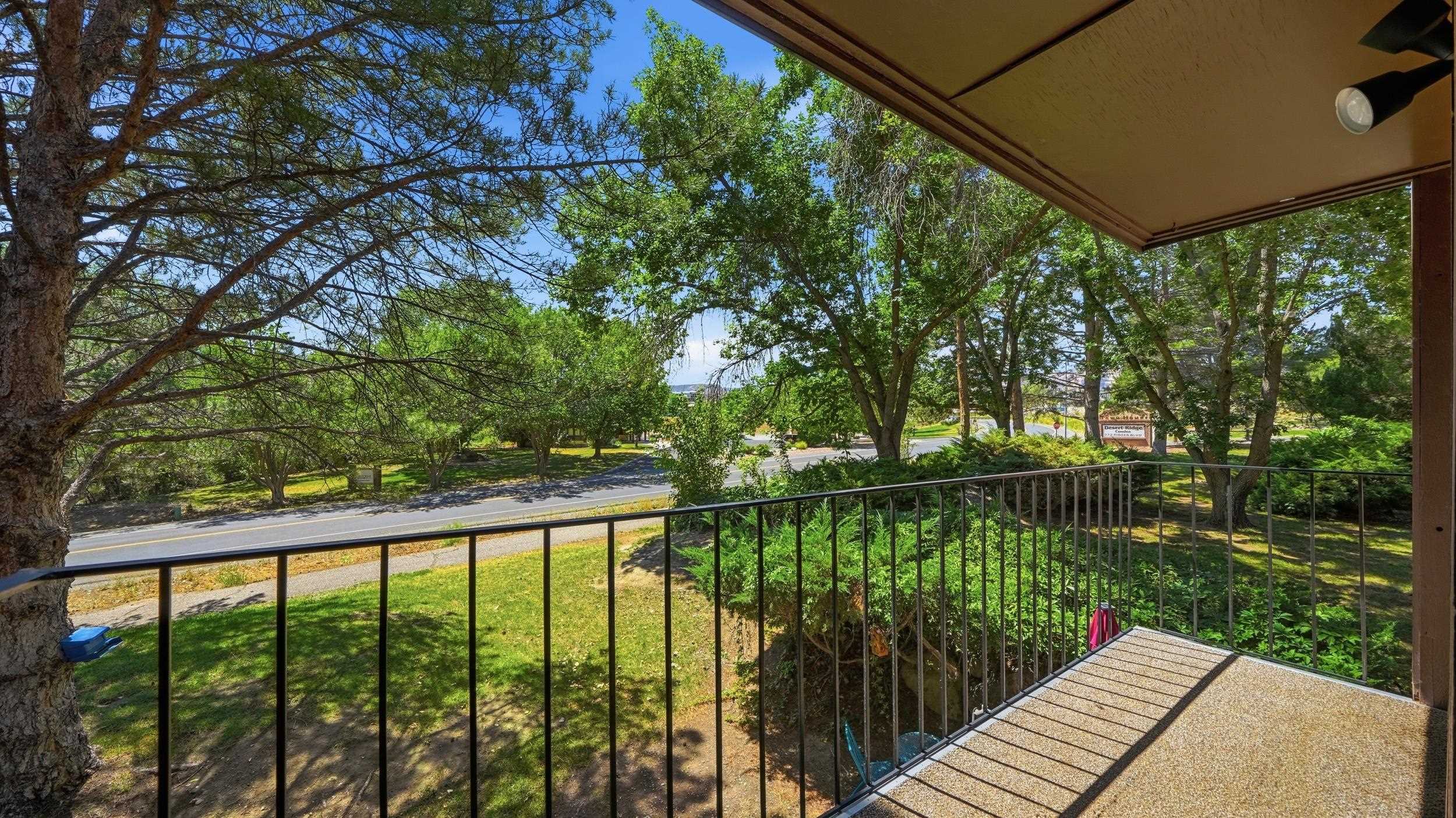 373 Ridges Boulevard Unit: 205