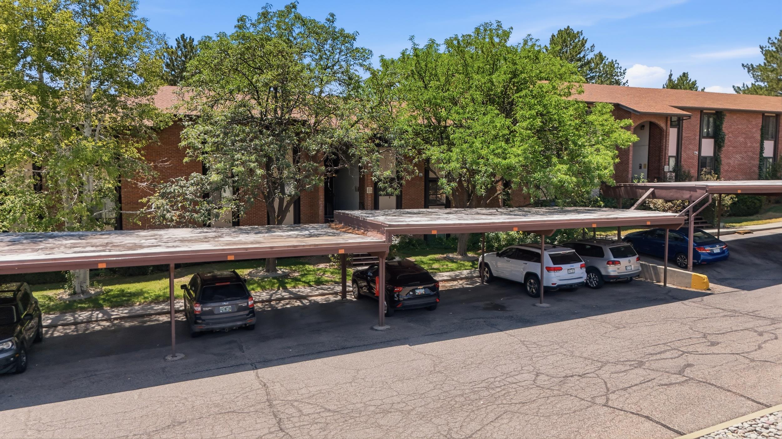 373 Ridges Boulevard Unit: 205